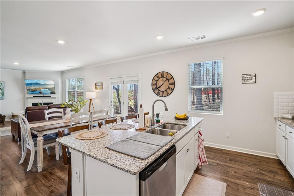 5223 Mourning Dove Way SW