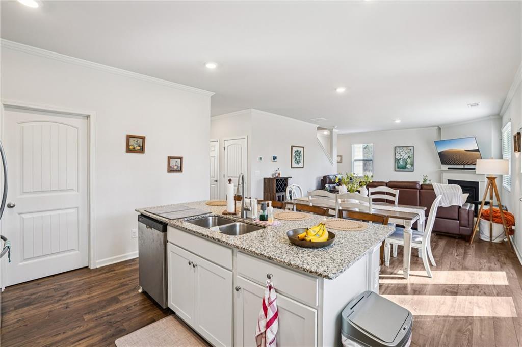 5223 Mourning Dove Way SW