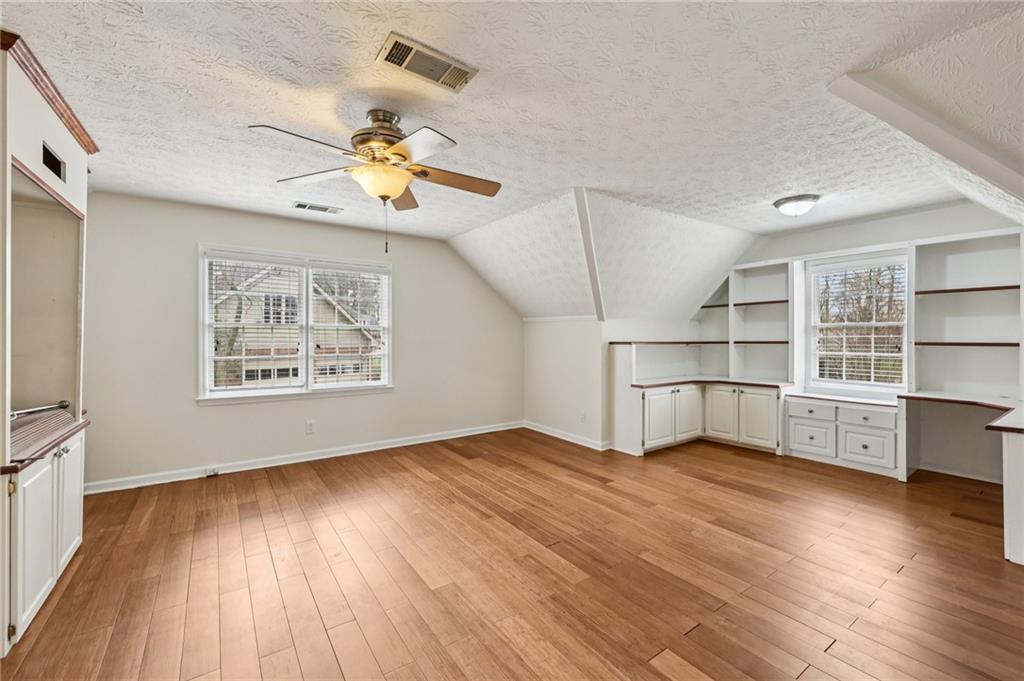 2833 Scottish Mill Way