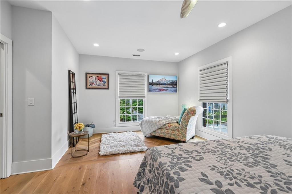 190 3rd Street