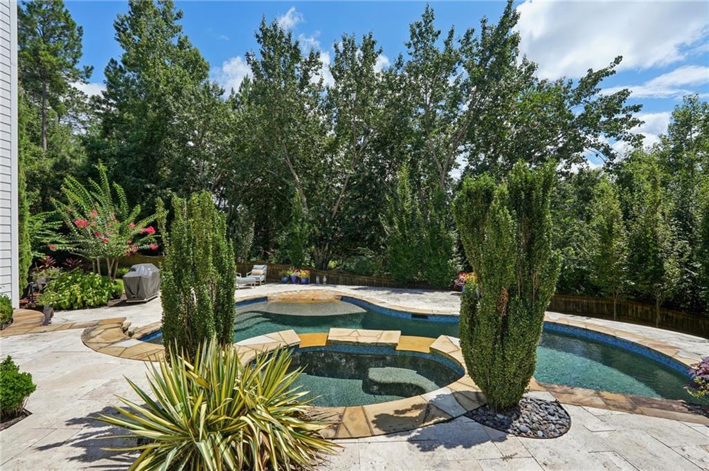 604 Skipping Rock Lane