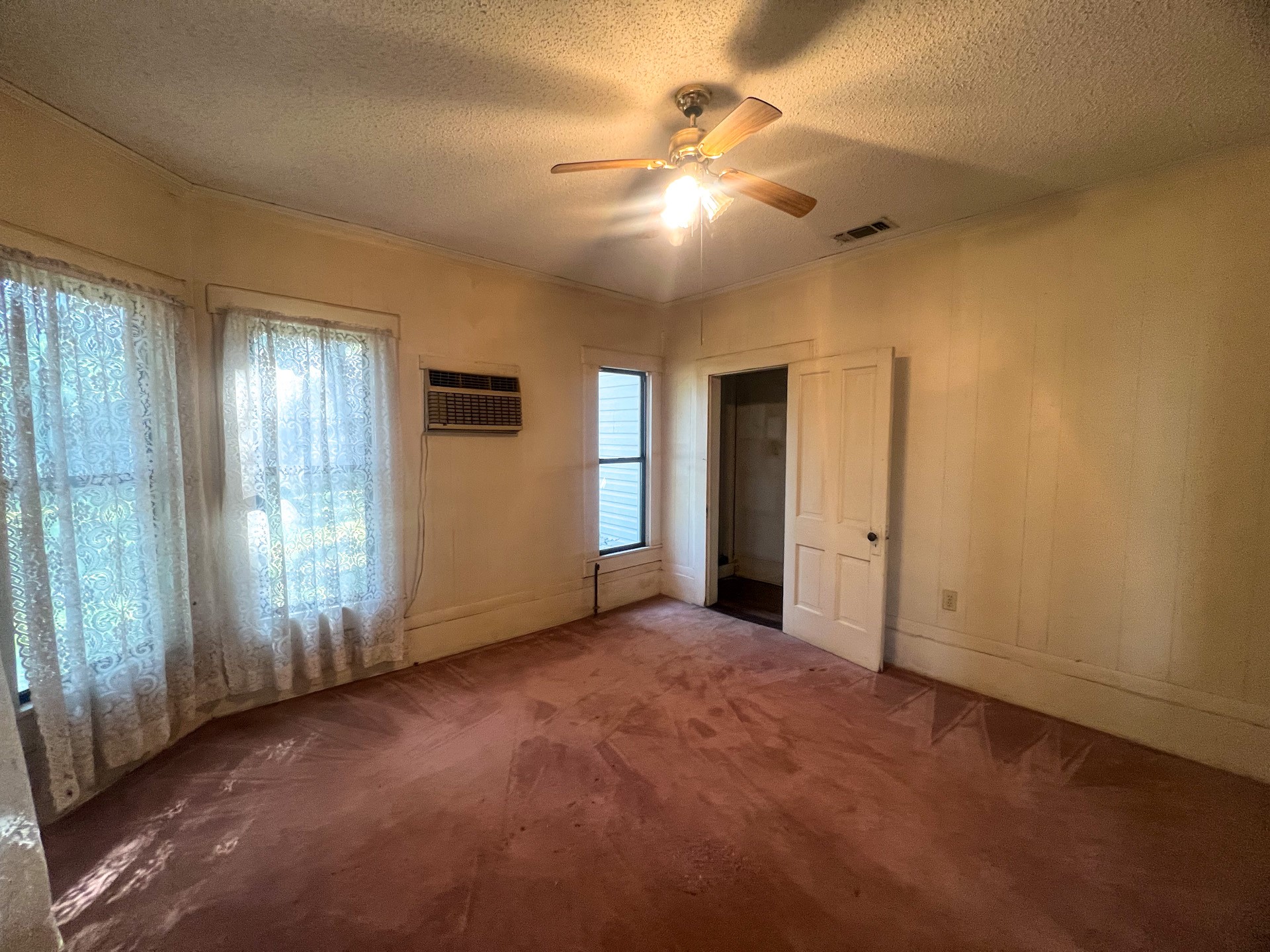 625 S Buffalo Street