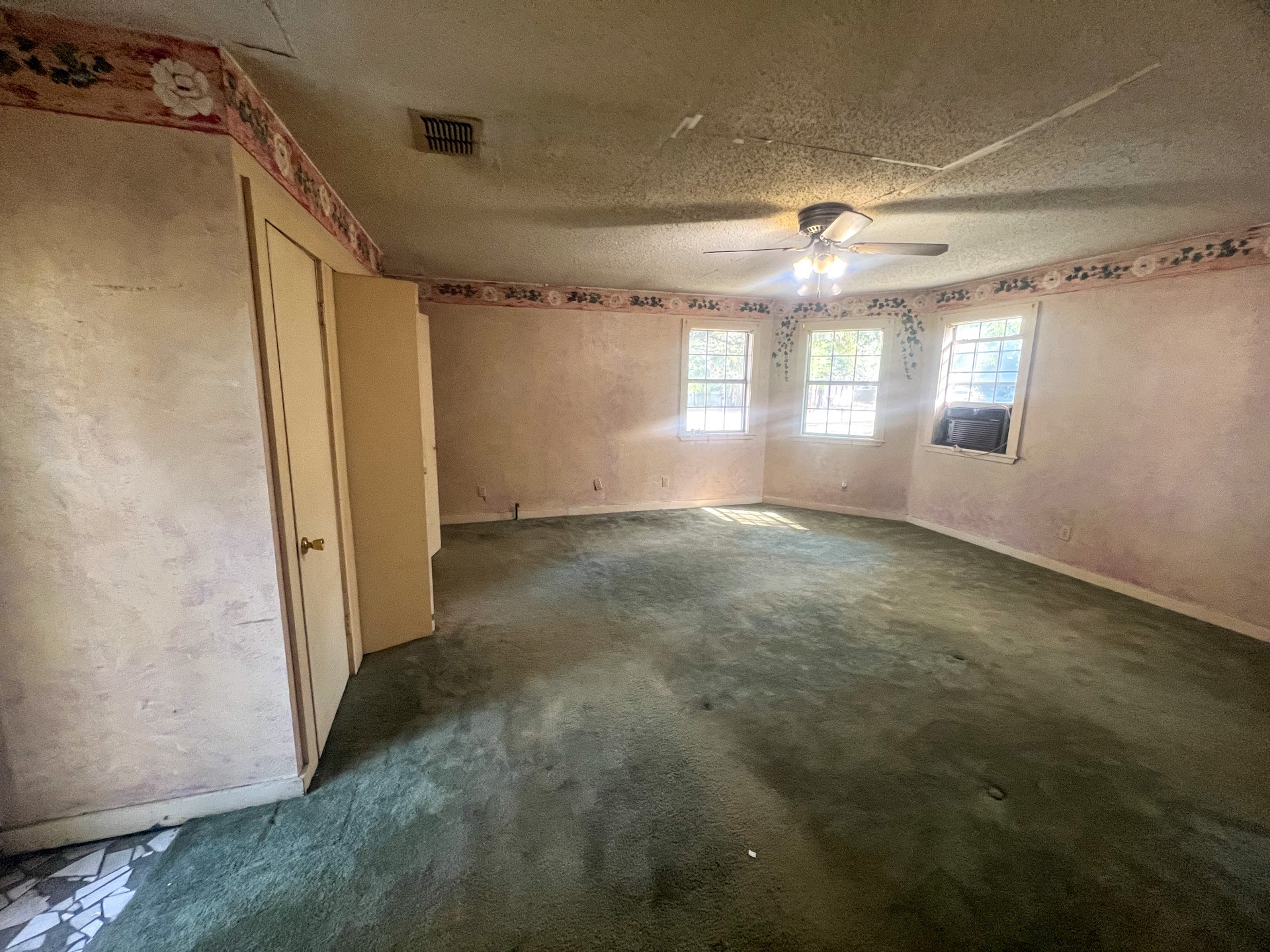 625 S Buffalo Street