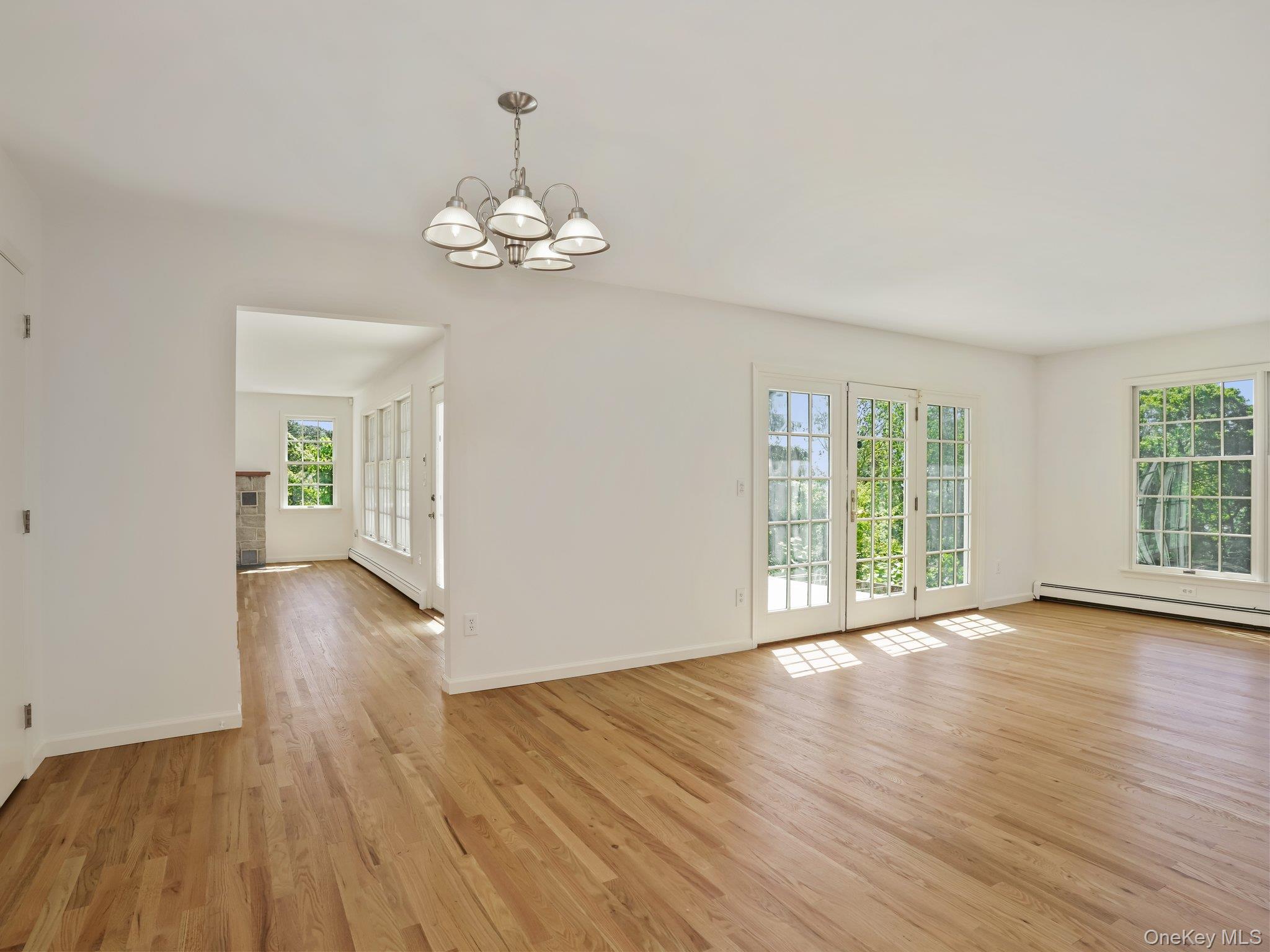 6 Huckleberry Lane E