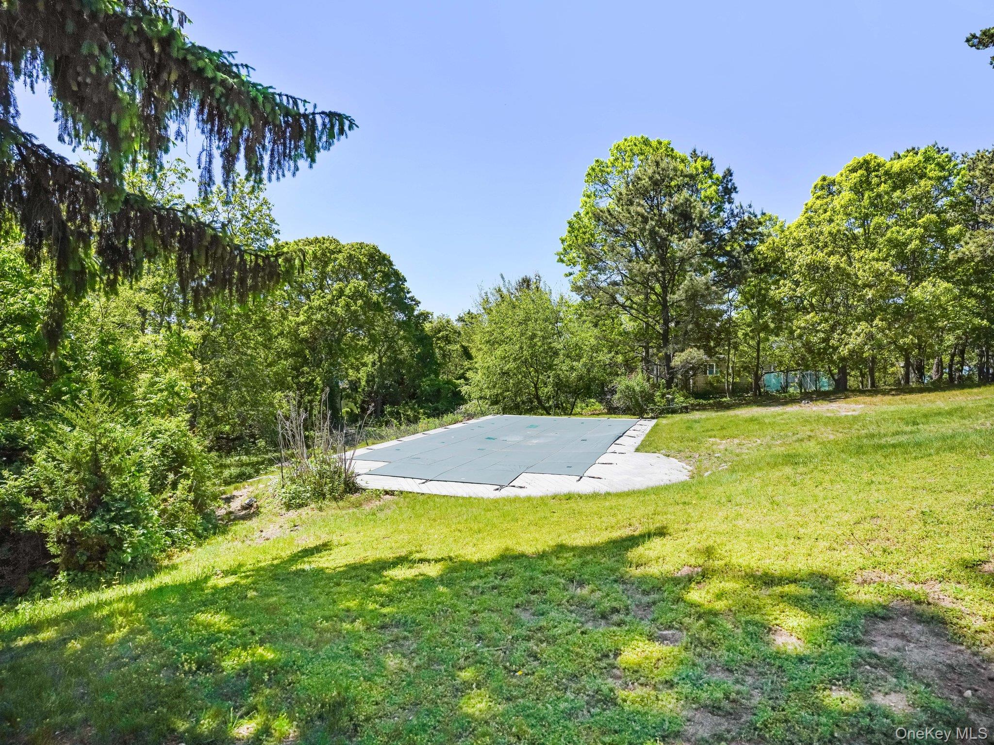 6 Huckleberry Lane E