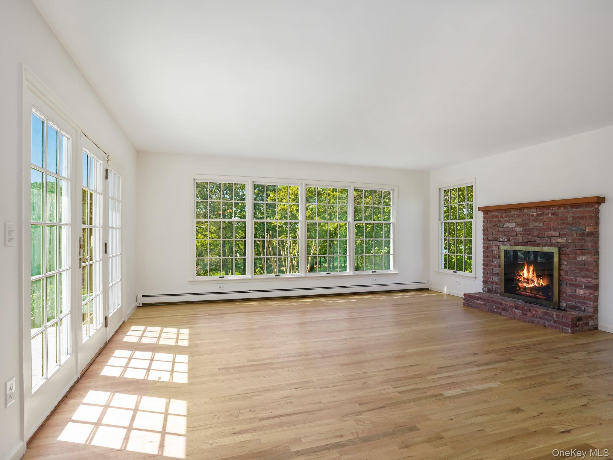 6 Huckleberry Lane E