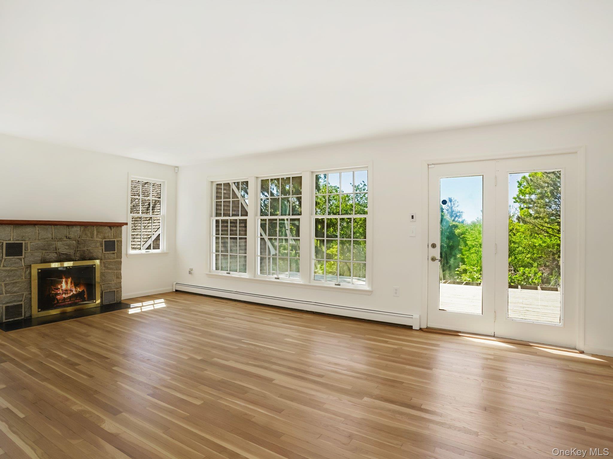 6 Huckleberry Lane E