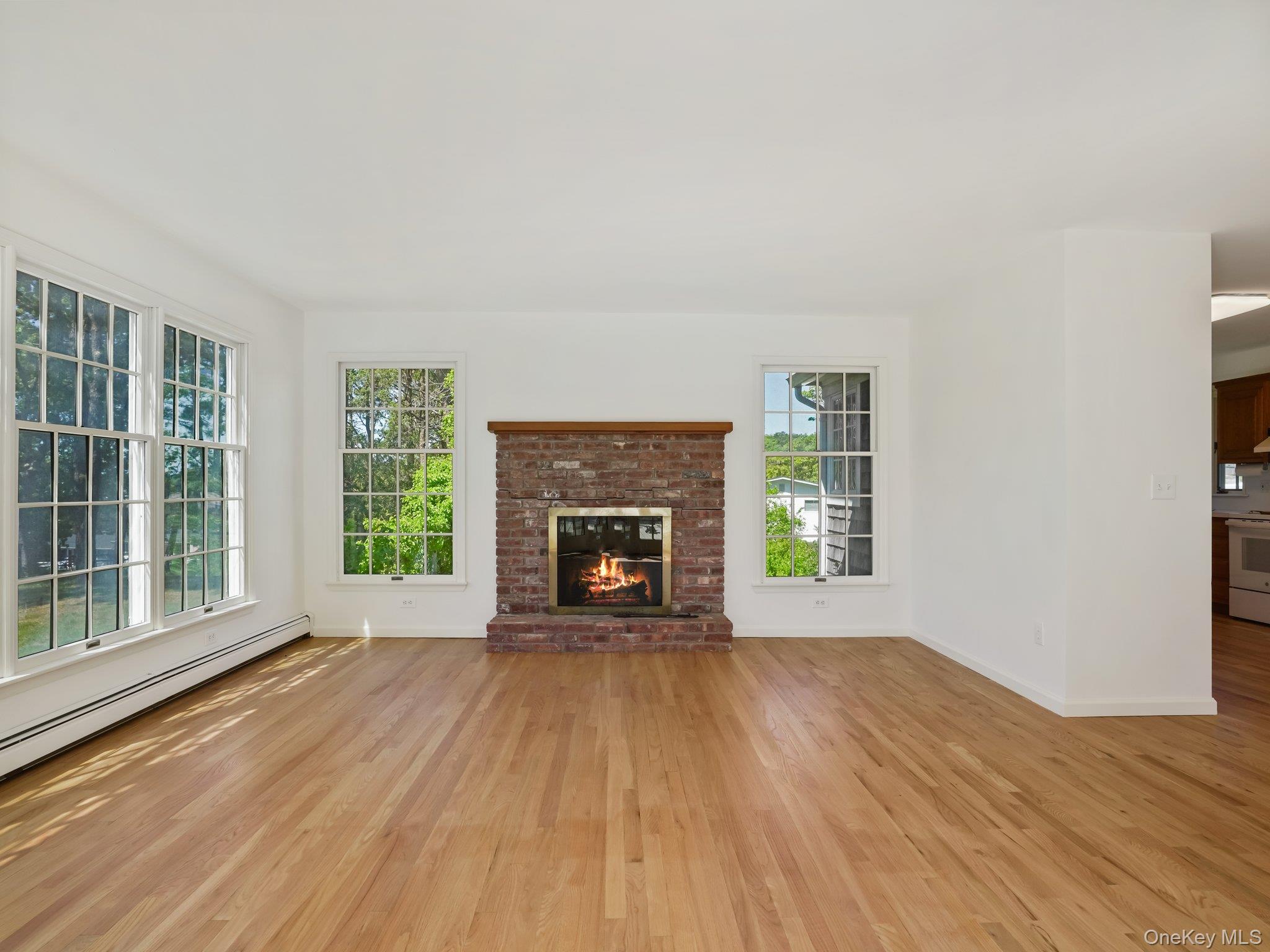 6 Huckleberry Lane E