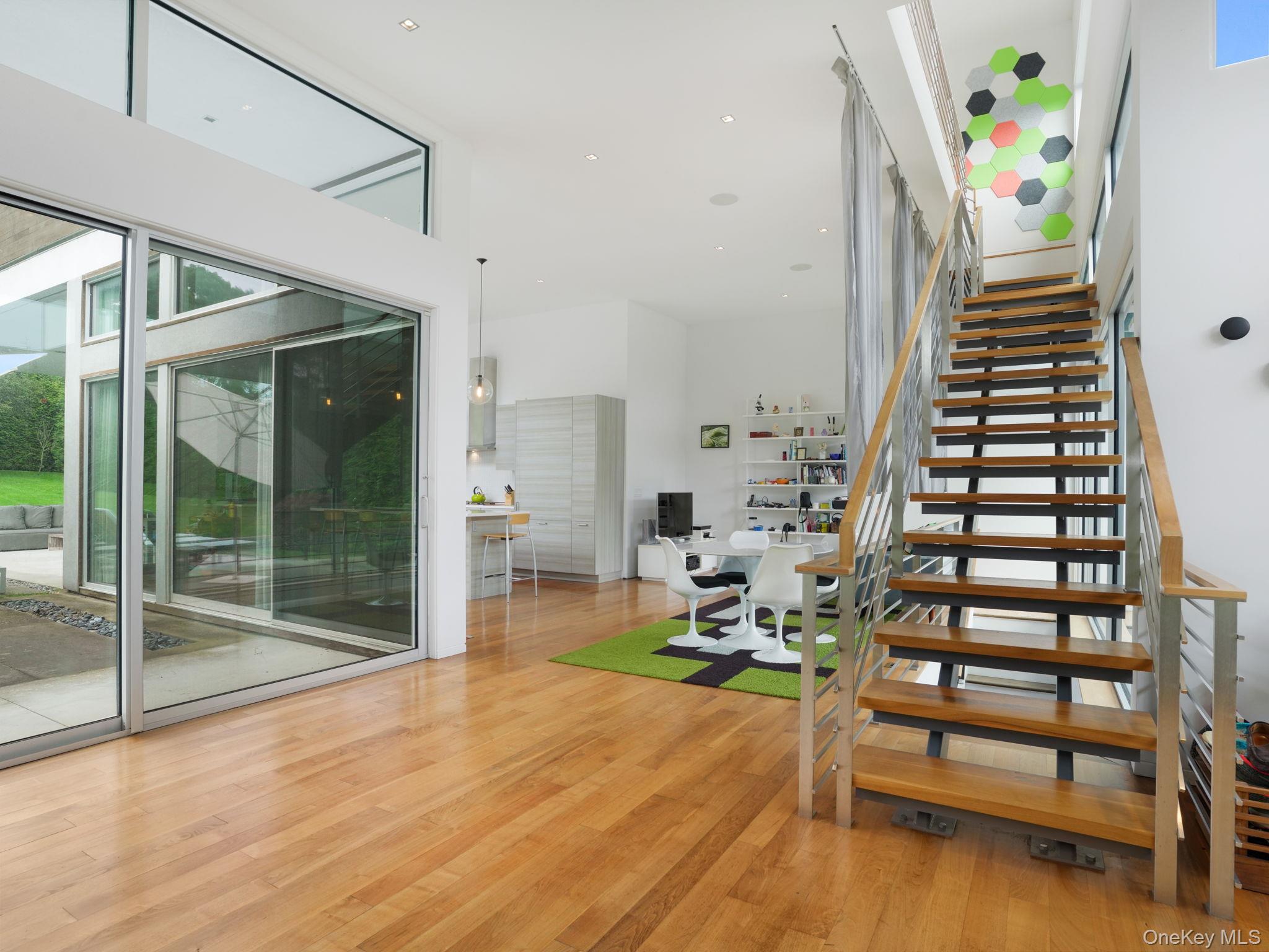 135 Middle Pond Road