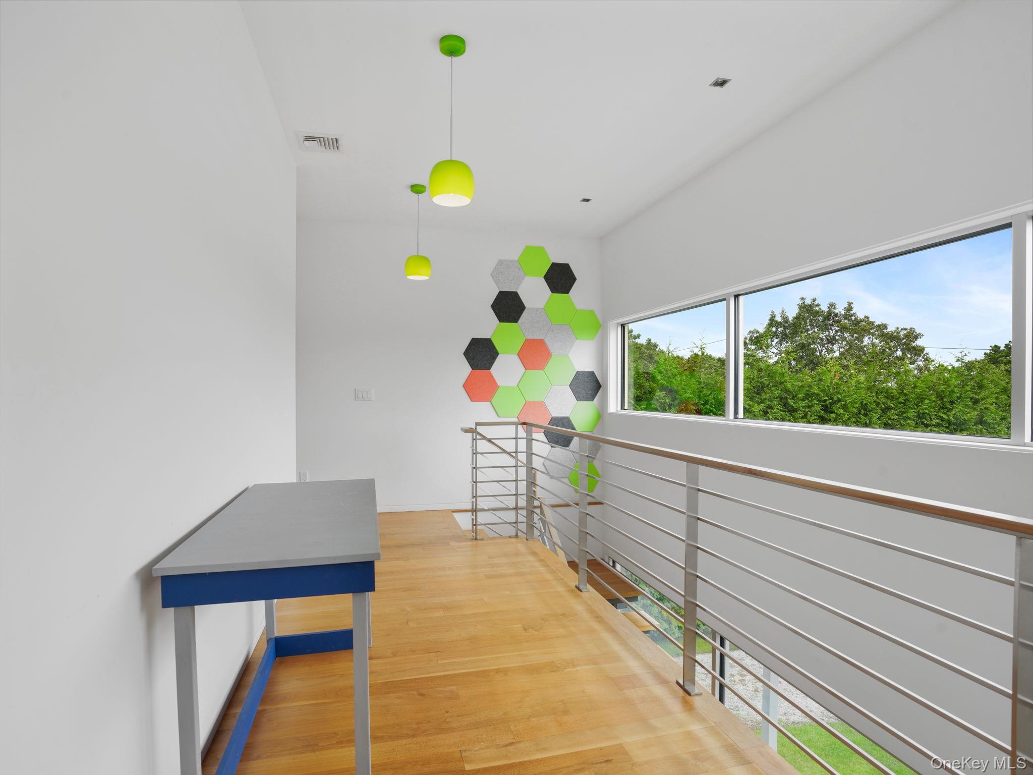 135 Middle Pond Road