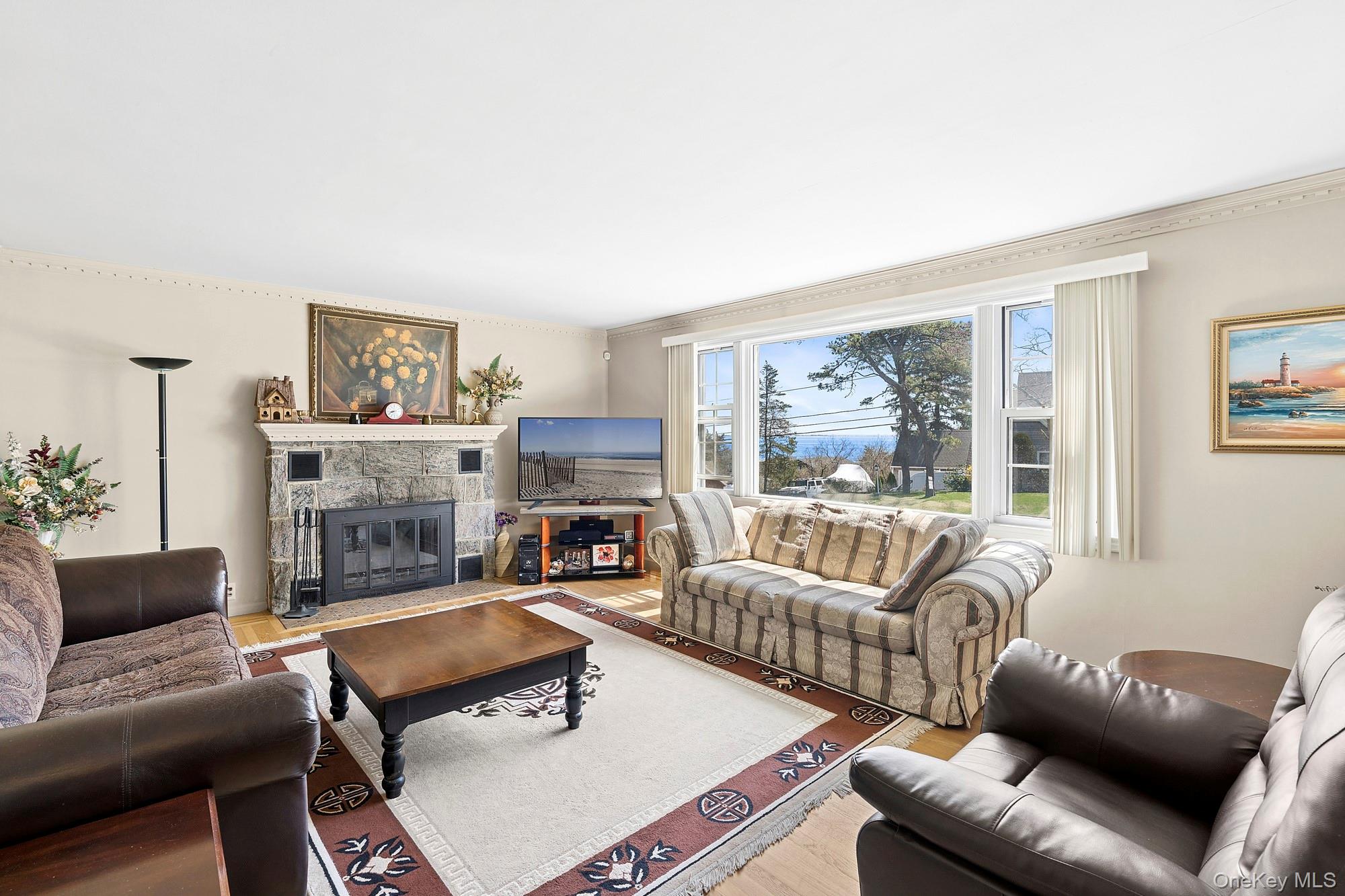 5 Huckleberry Lane, East