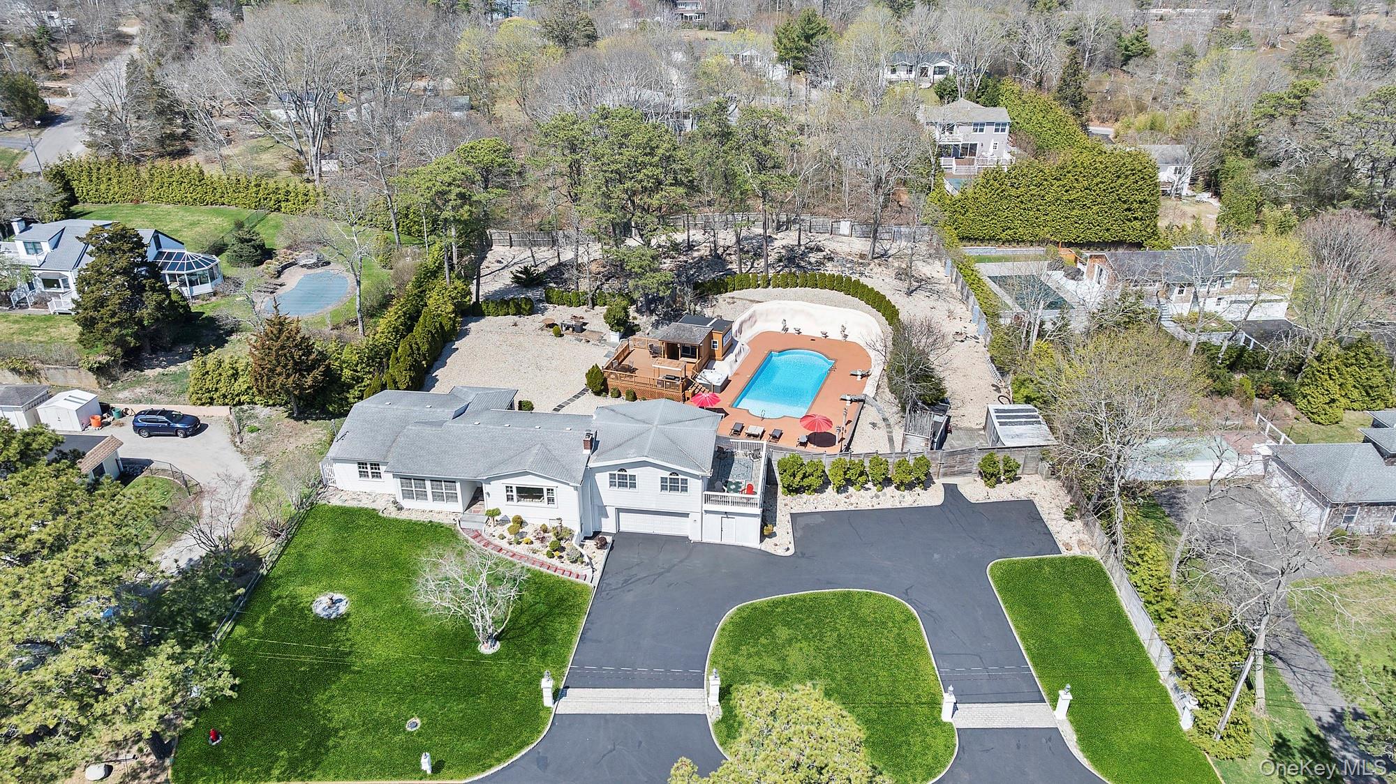 5 Huckleberry Lane, East