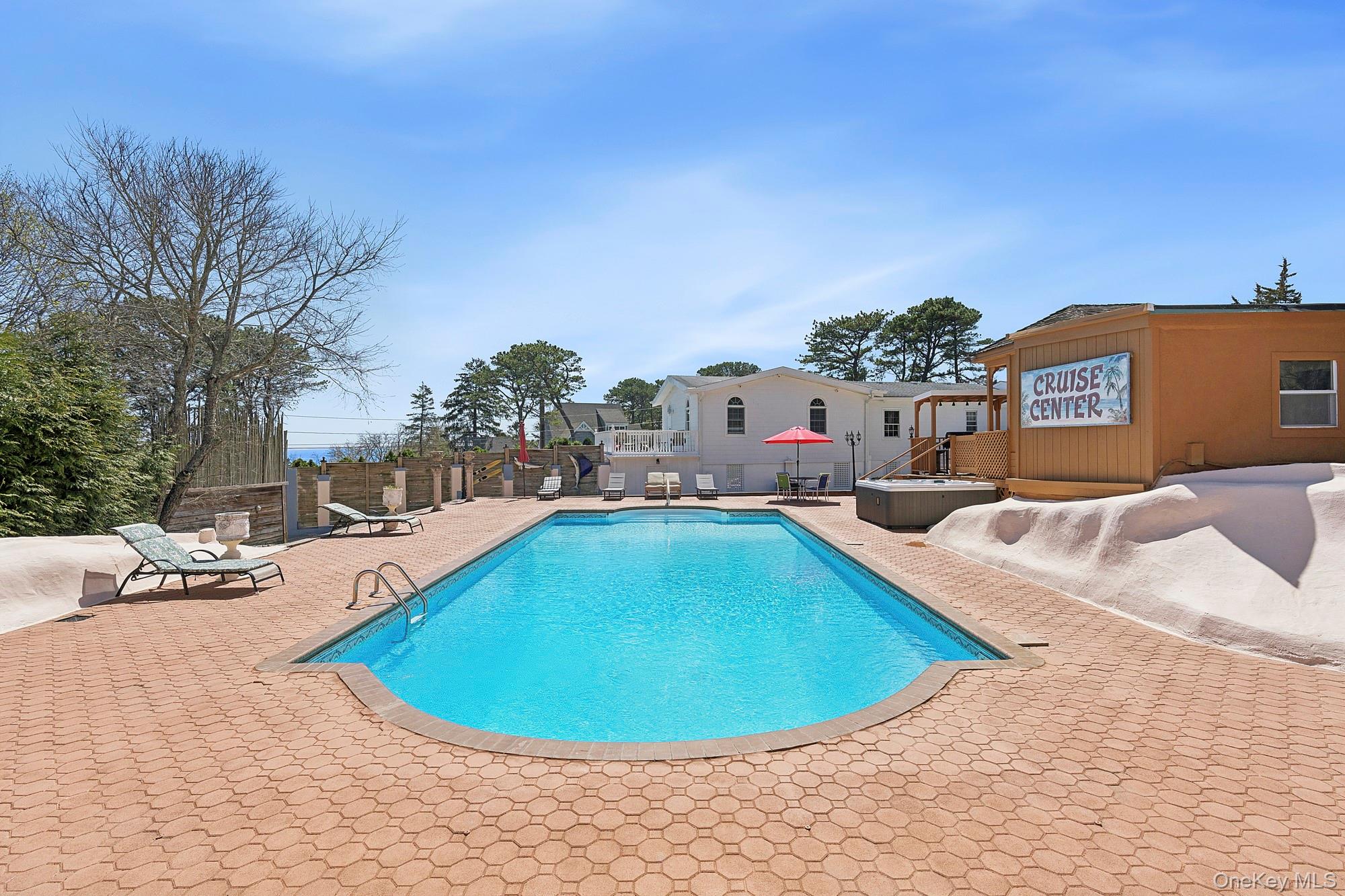 5 Huckleberry Lane, East