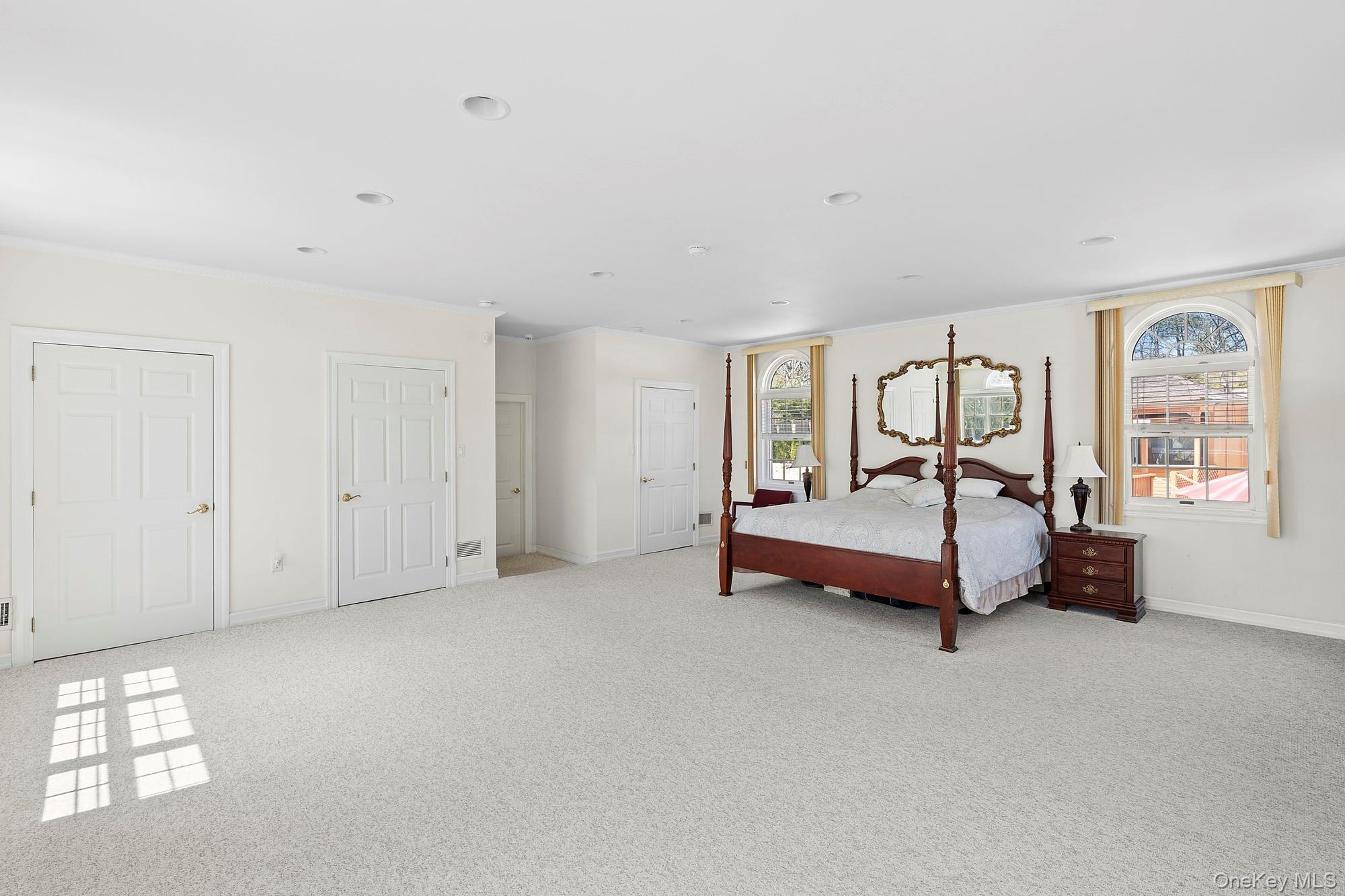 5 Huckleberry Lane, East