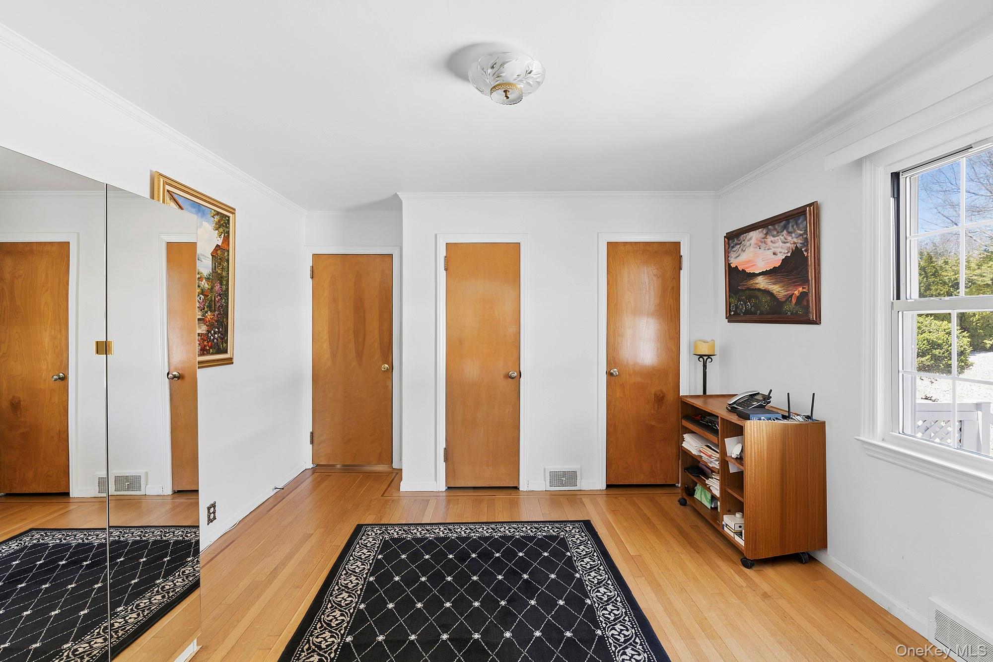 5 Huckleberry Lane, East