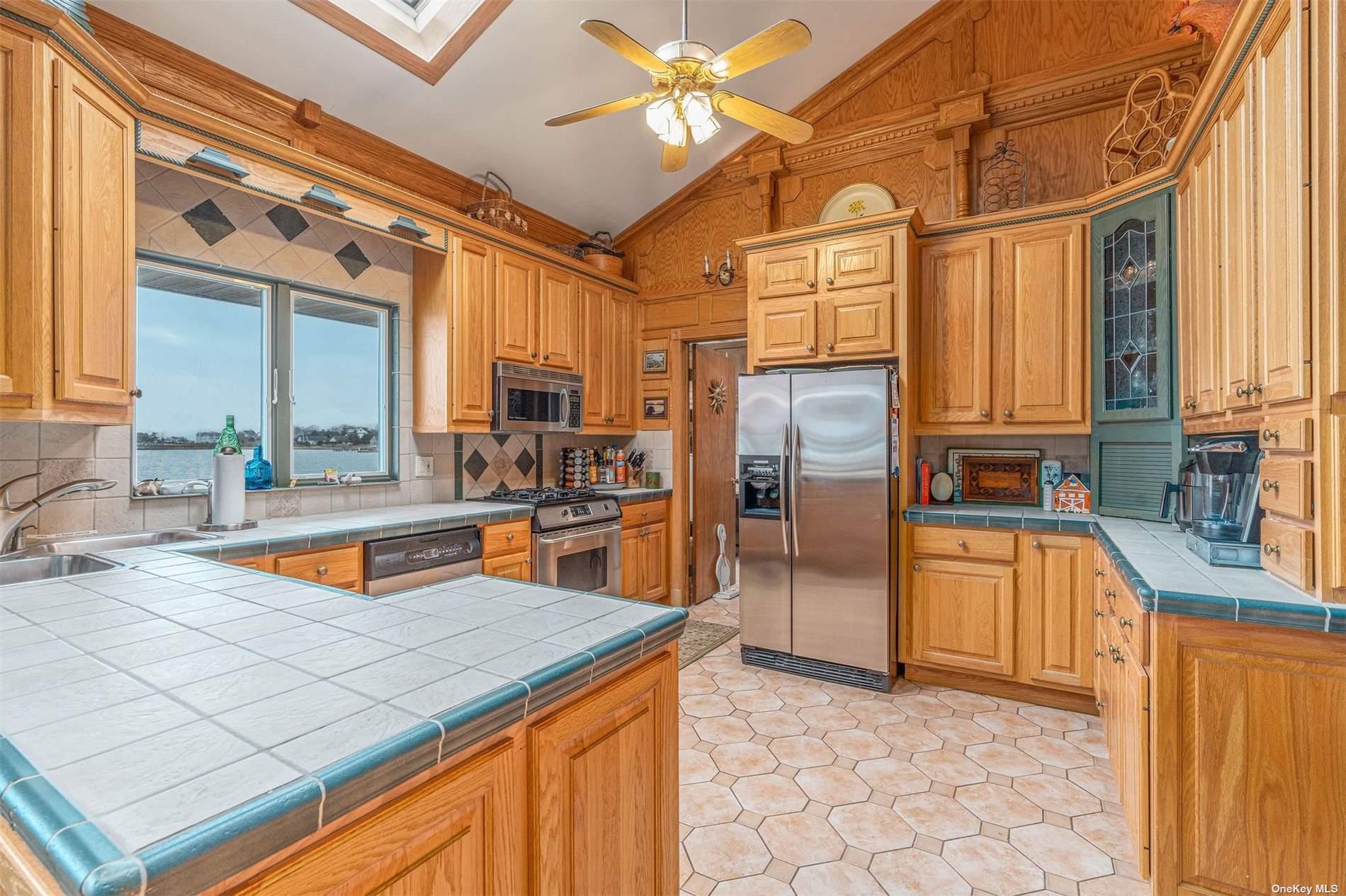 28 Koral Drive