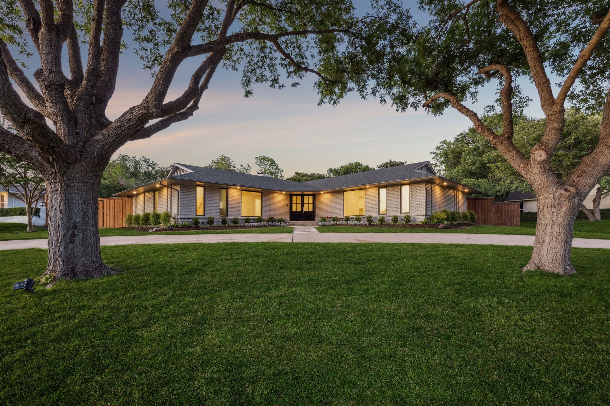 6721 Meadowcreek Drive