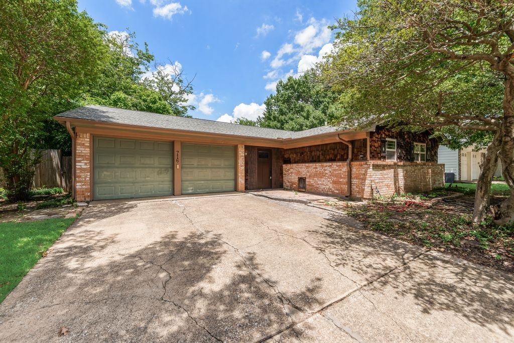 716 Gaylewood Drive