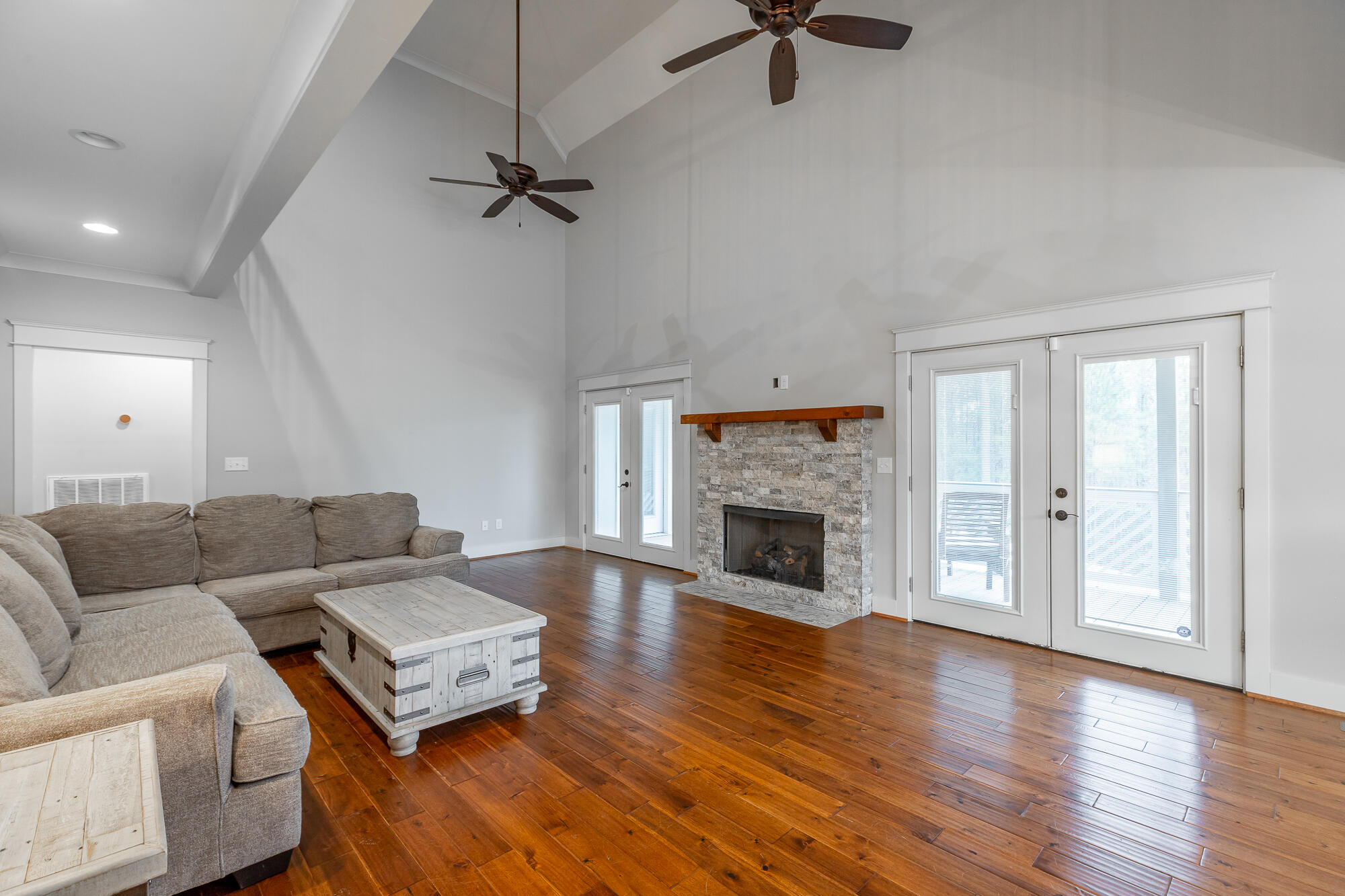 11188 Captains Cove Drive