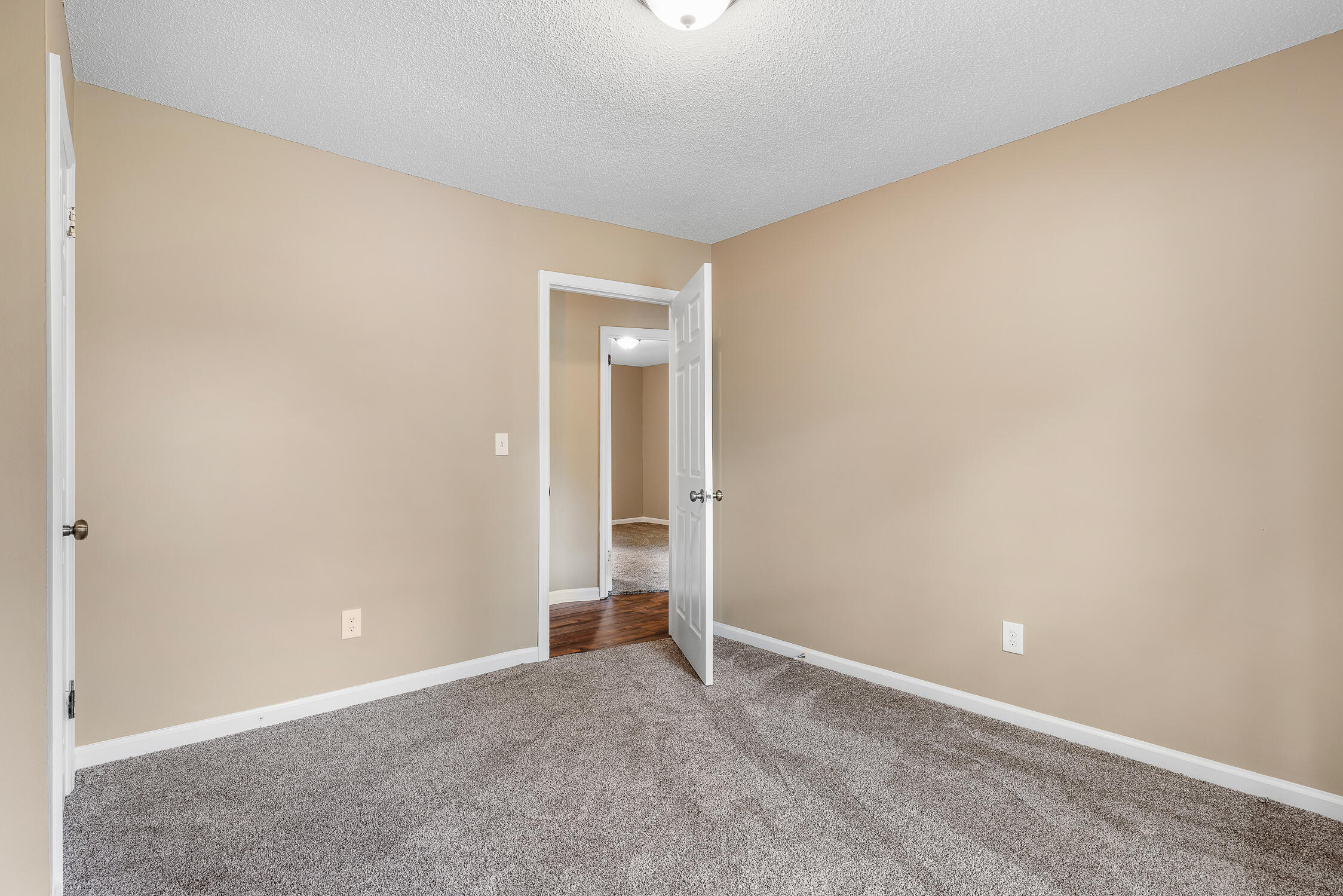 7005 Sportsman Drive