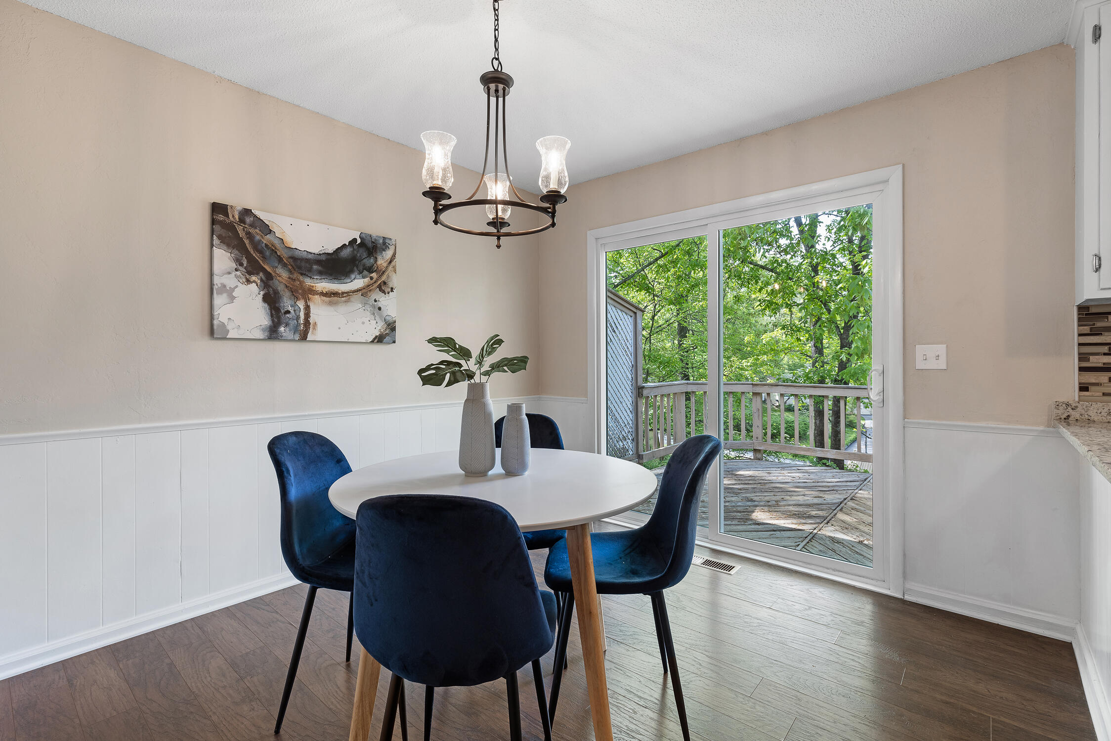 7005 Sportsman Drive