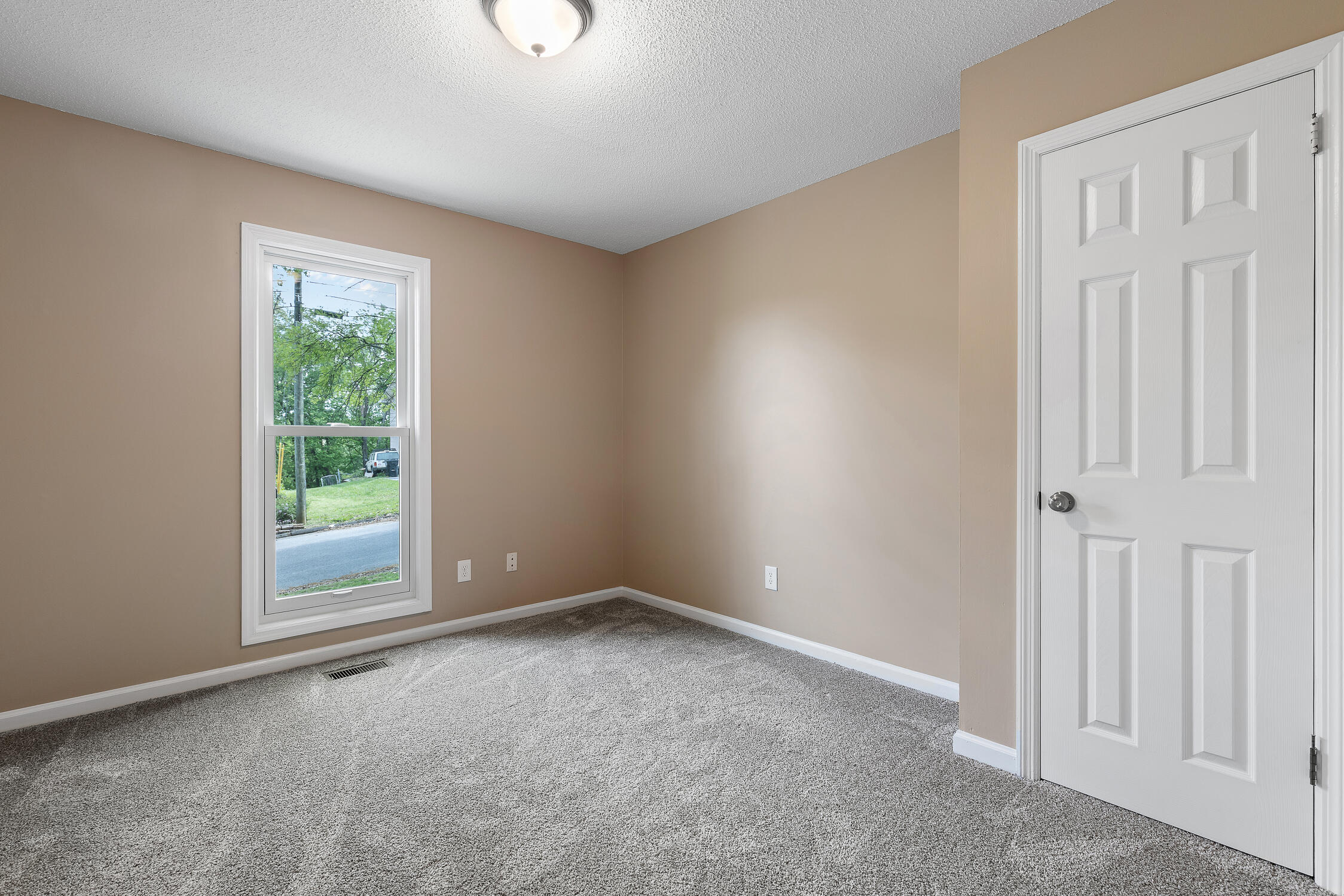 7005 Sportsman Drive