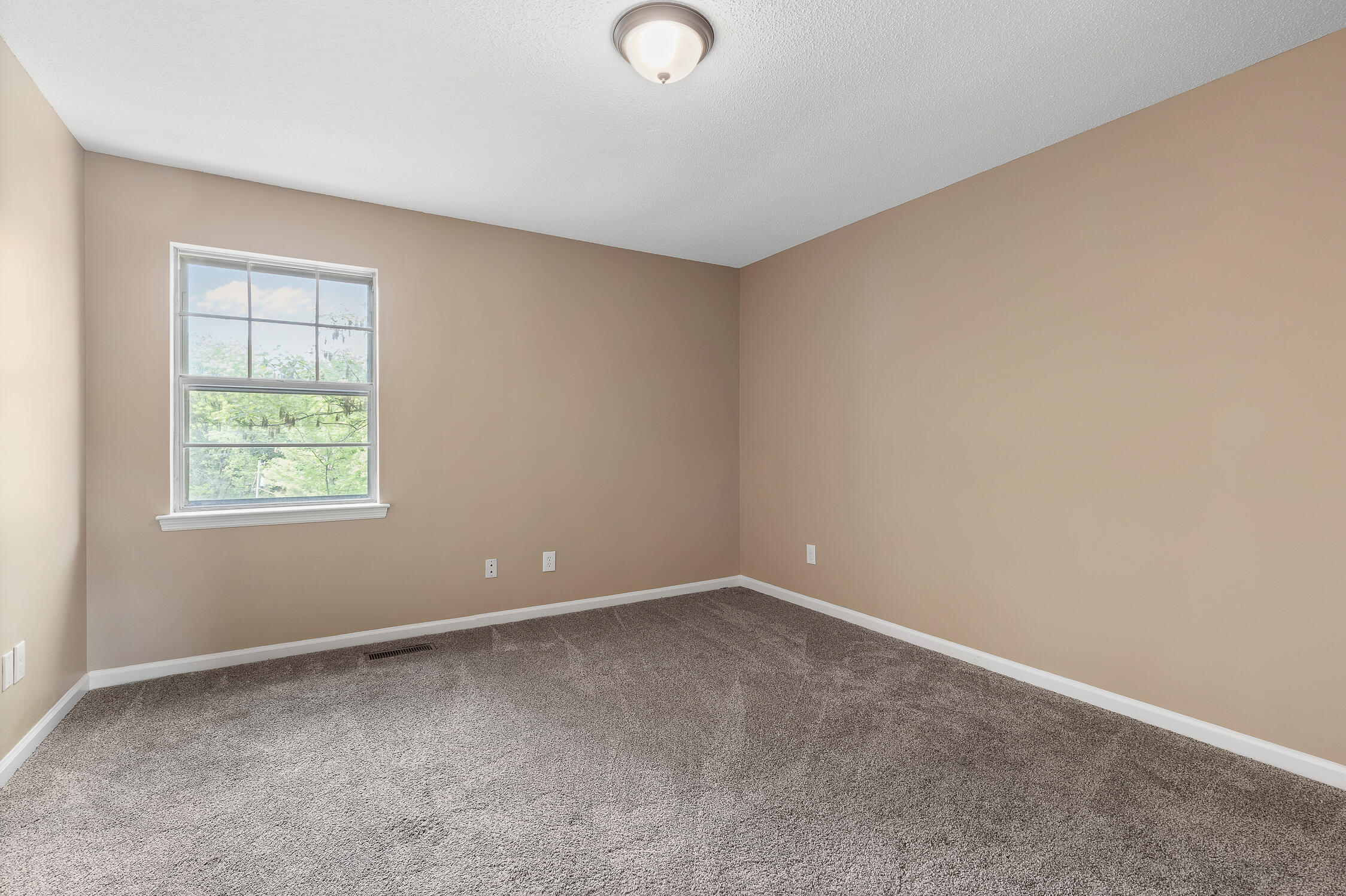 7005 Sportsman Drive