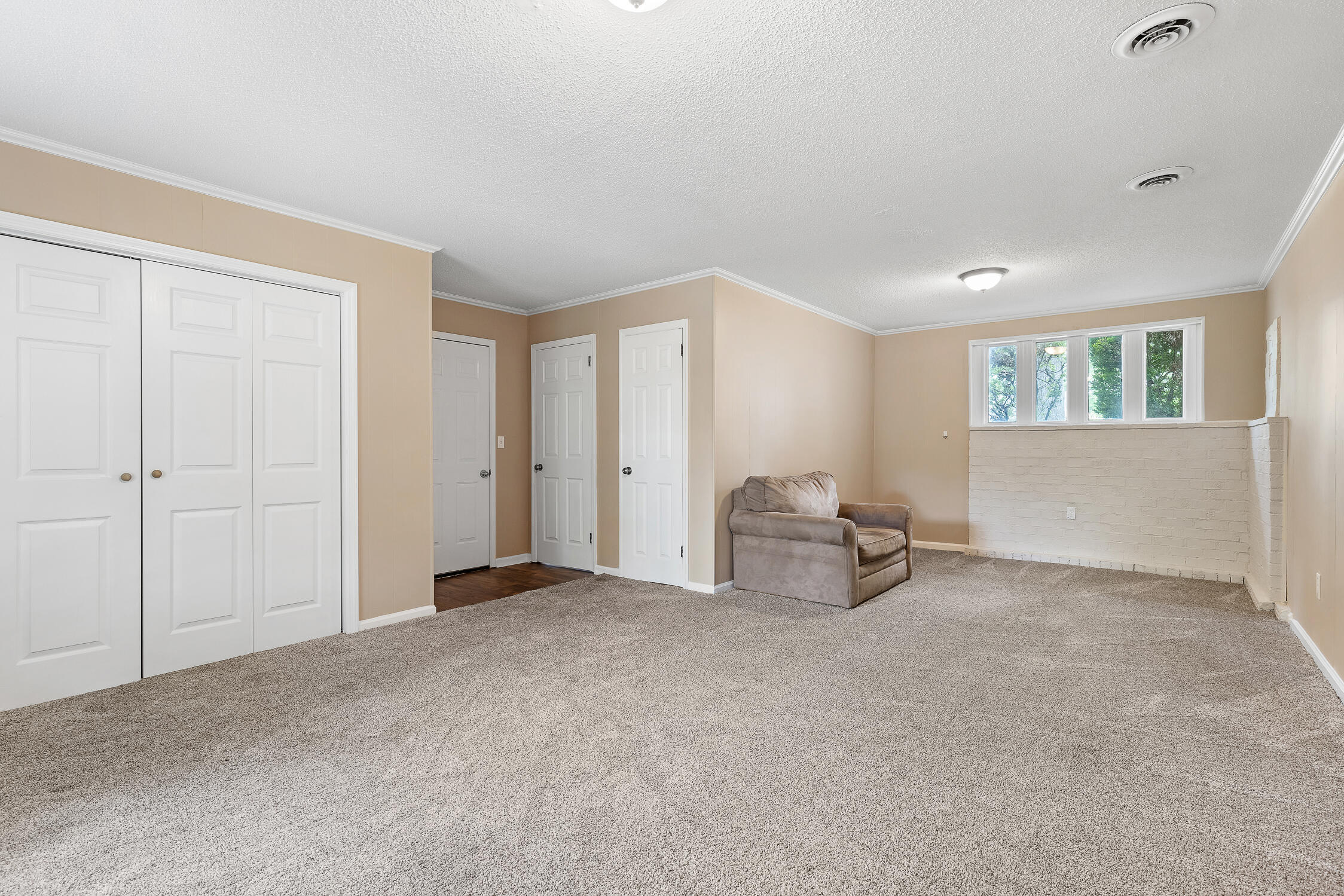 7005 Sportsman Drive