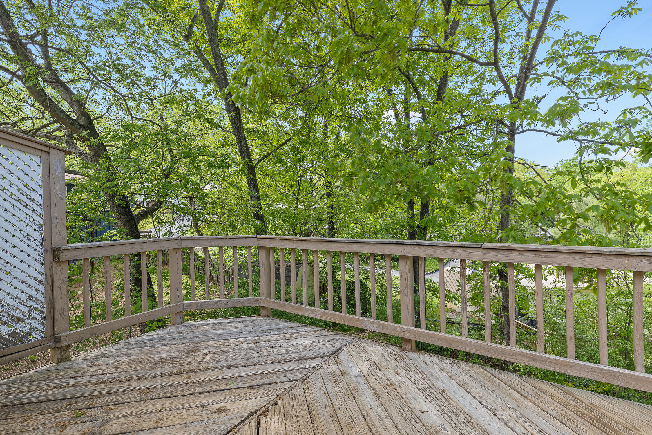 7005 Sportsman Drive