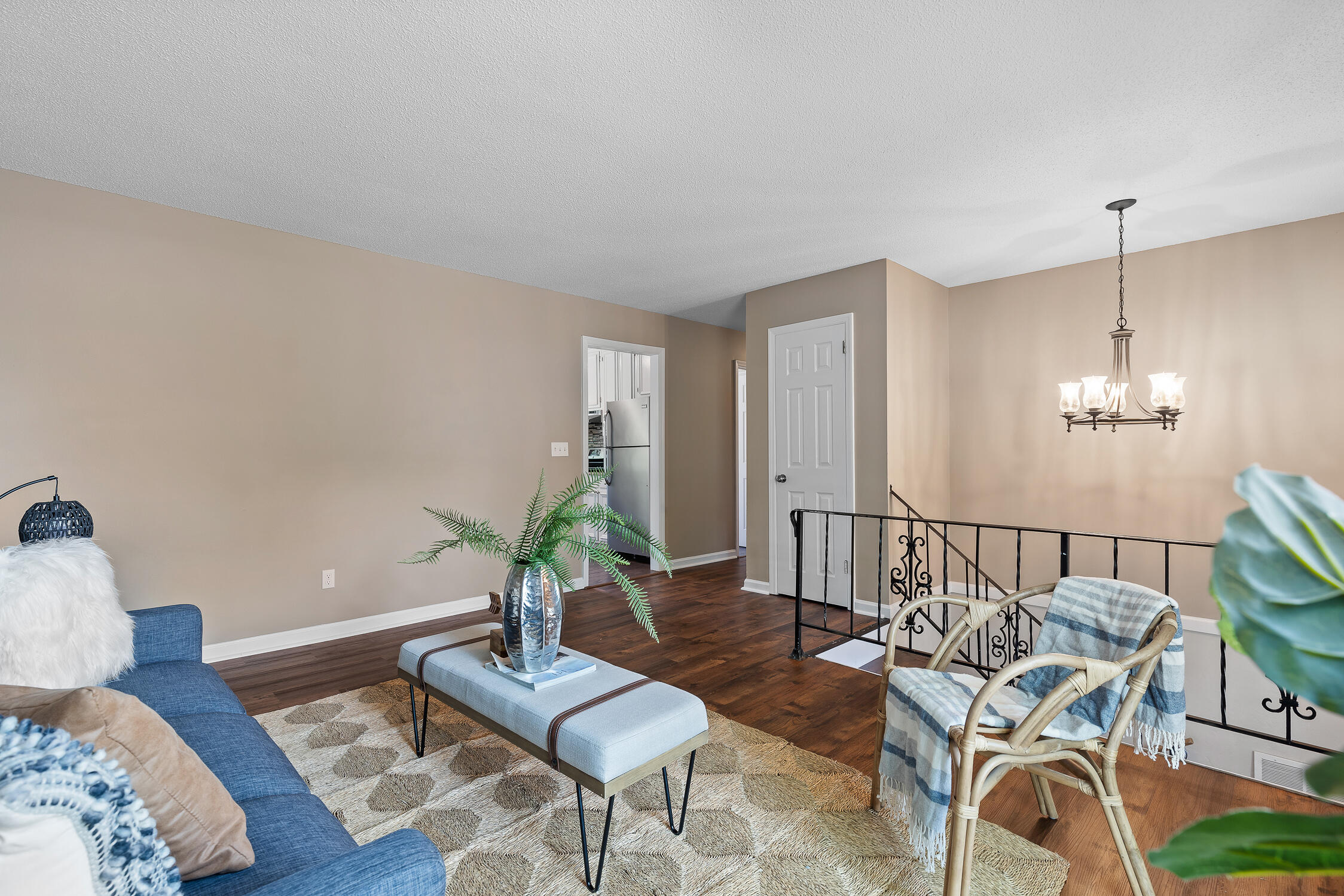 7005 Sportsman Drive