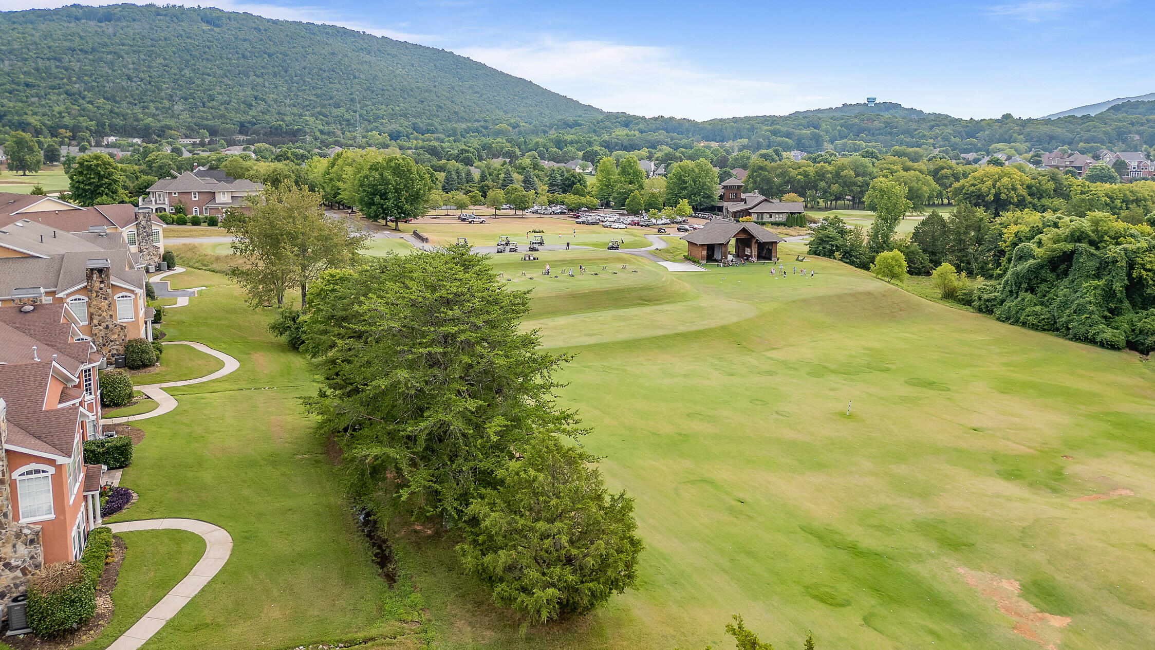 1101 Renaissance Court