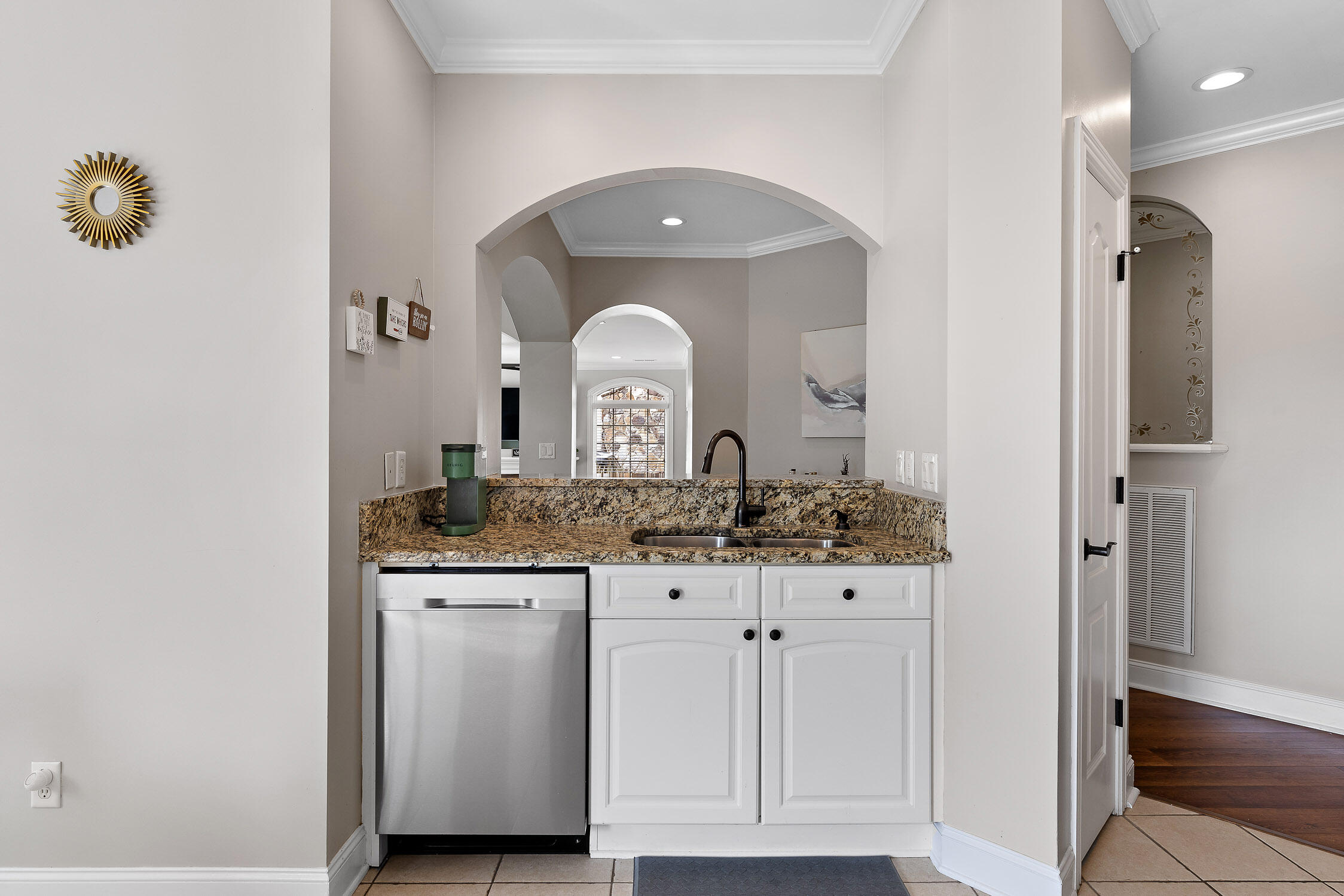 1101 Renaissance Court