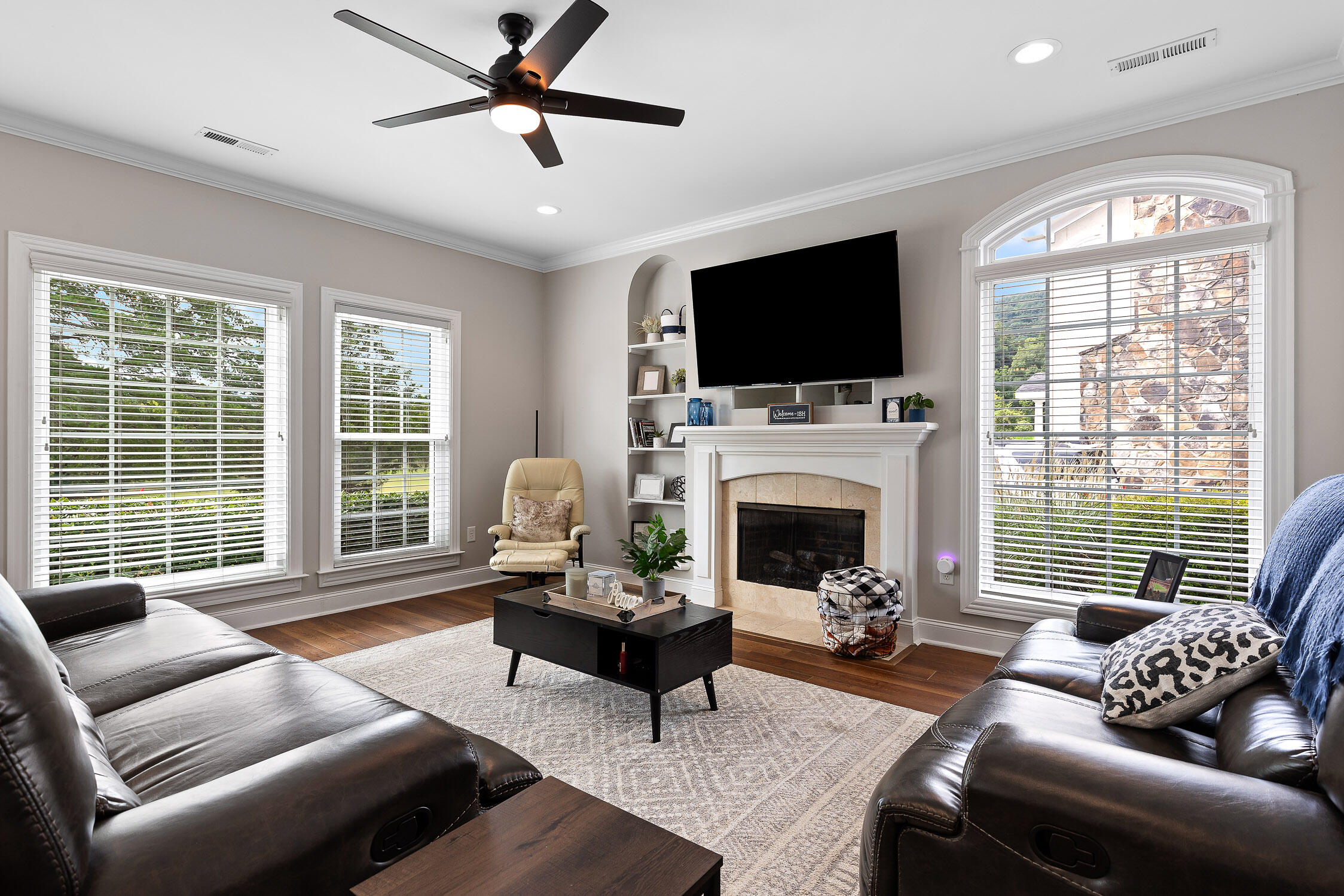 1101 Renaissance Court