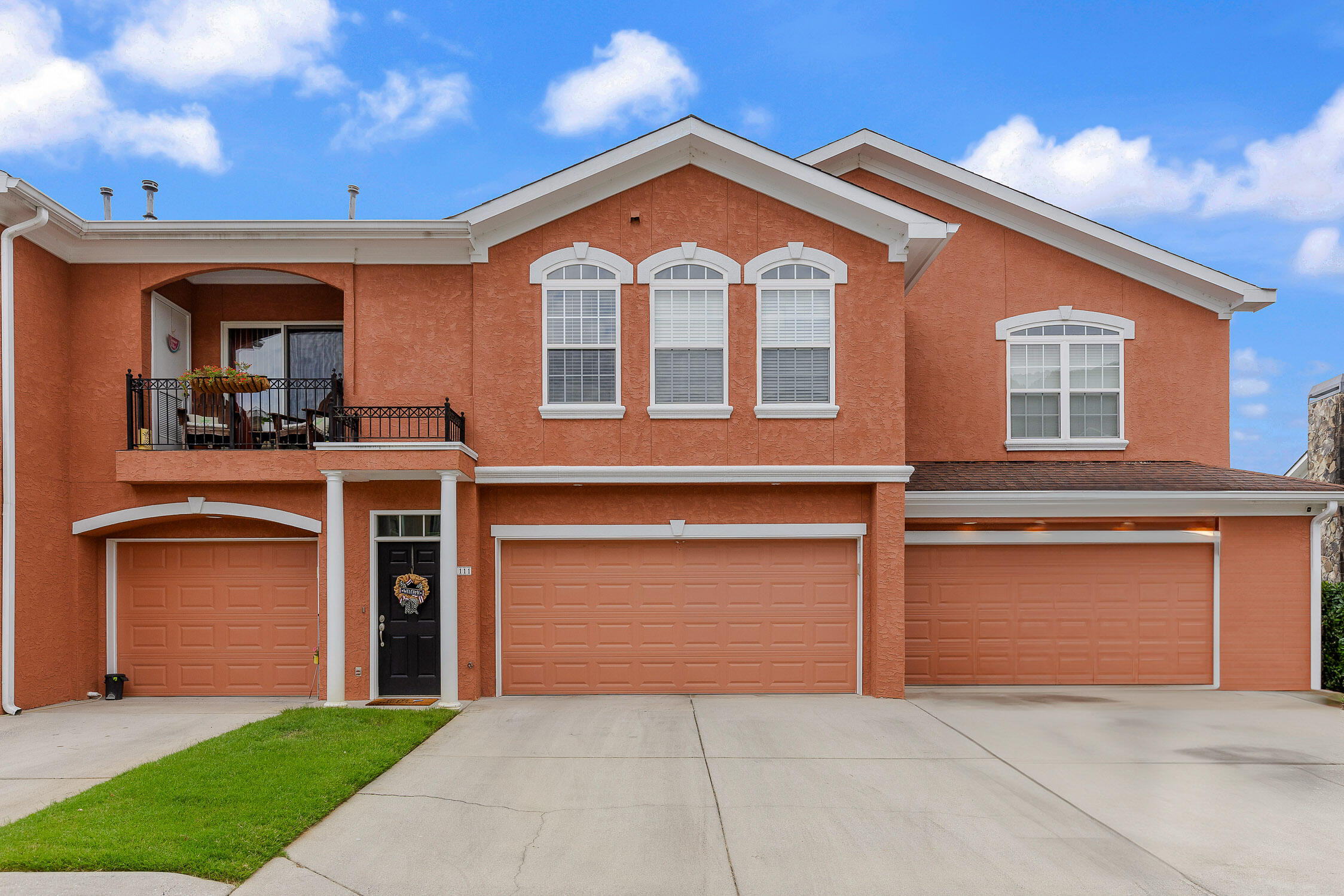 1101 Renaissance Court