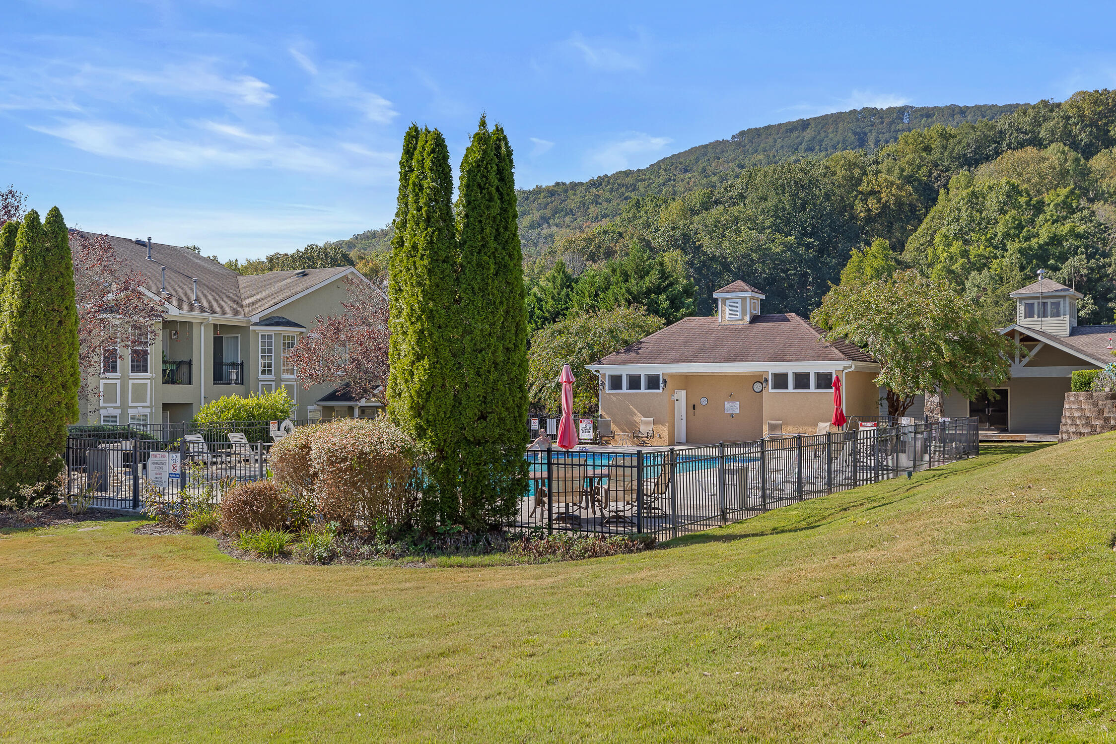 1101 Renaissance Court