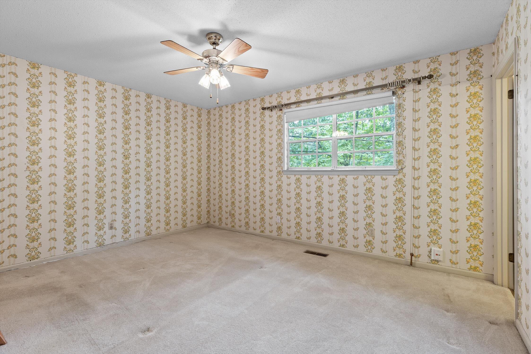 538 Tree Top Lane