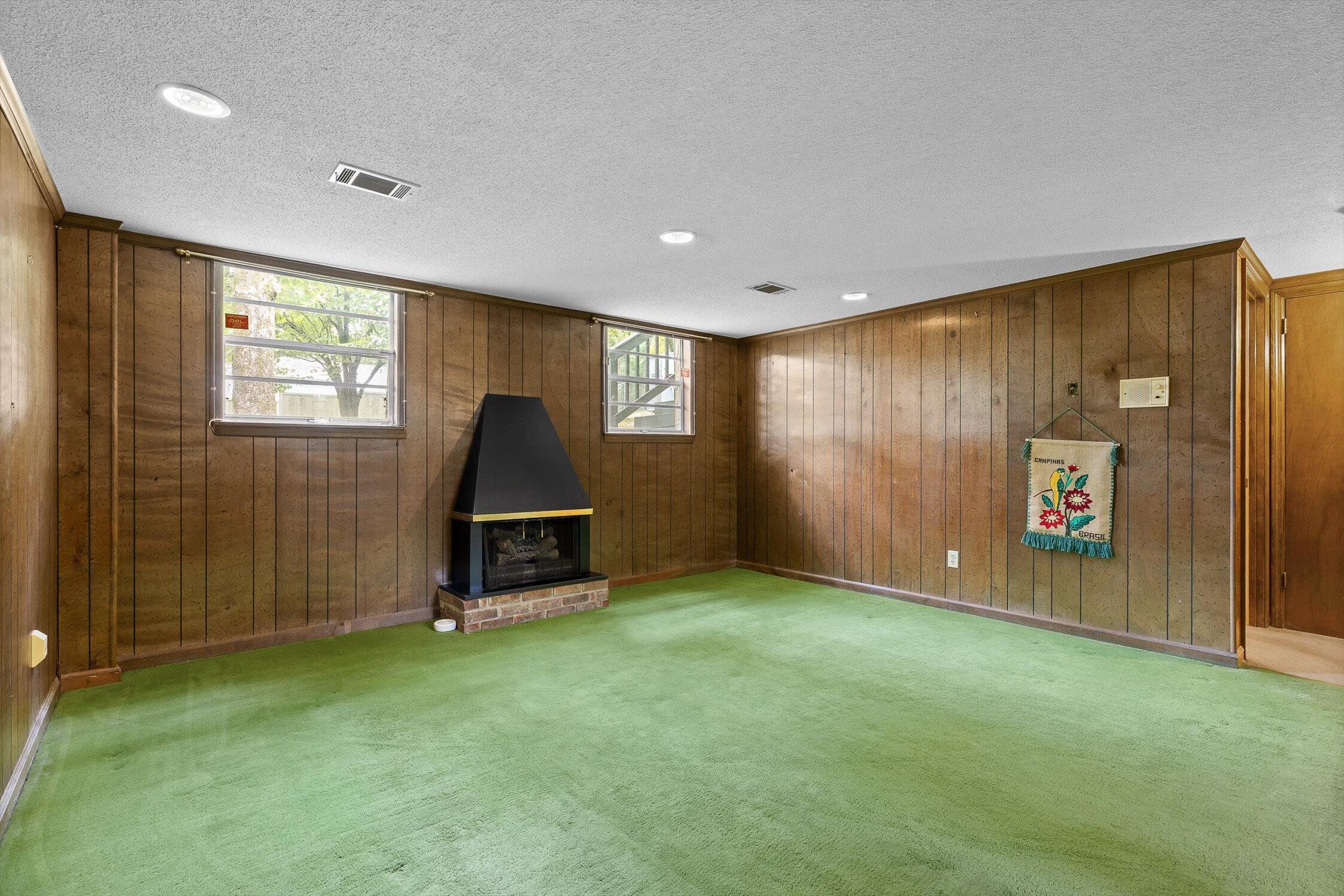 538 Tree Top Lane