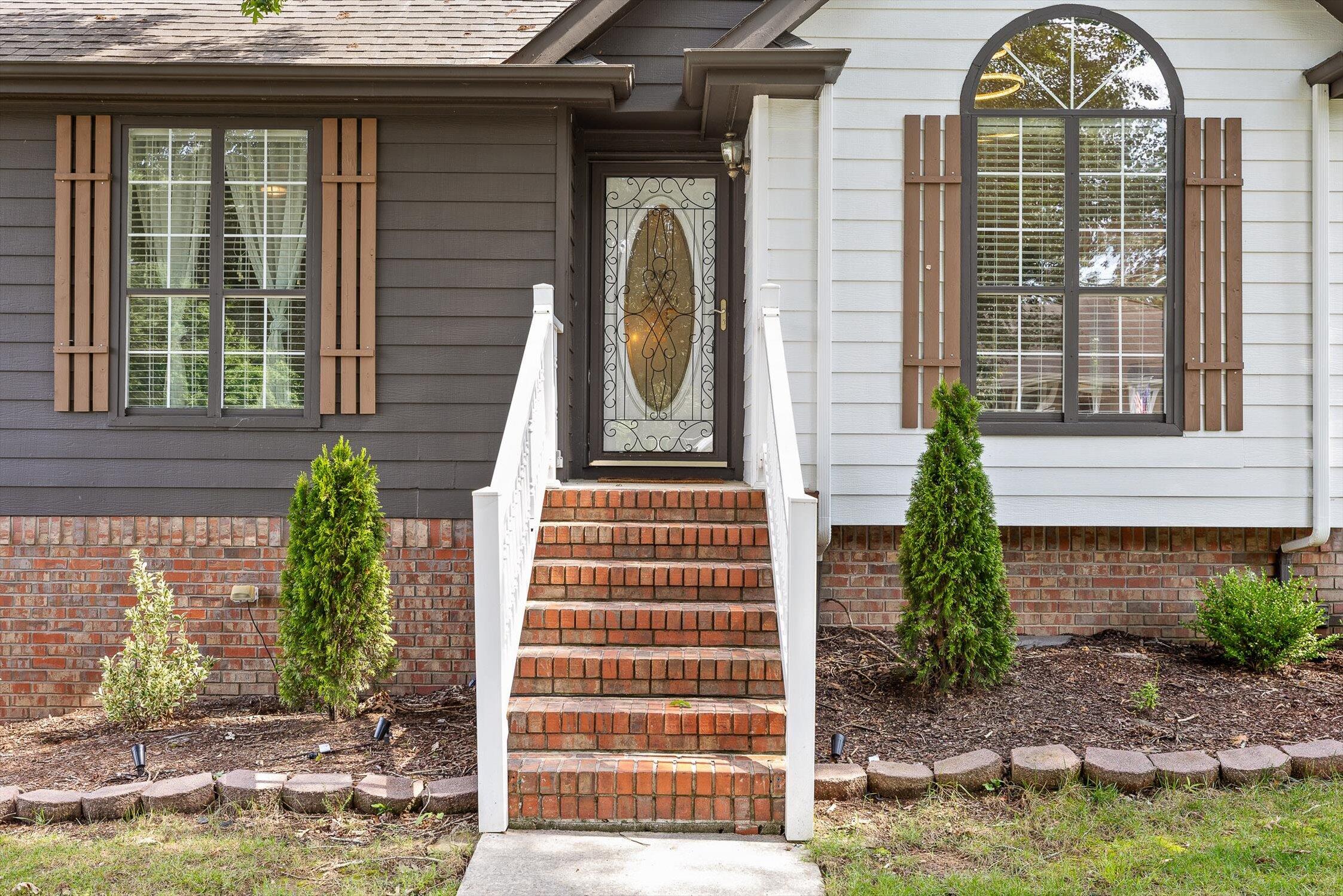 709 Northbrook Drive