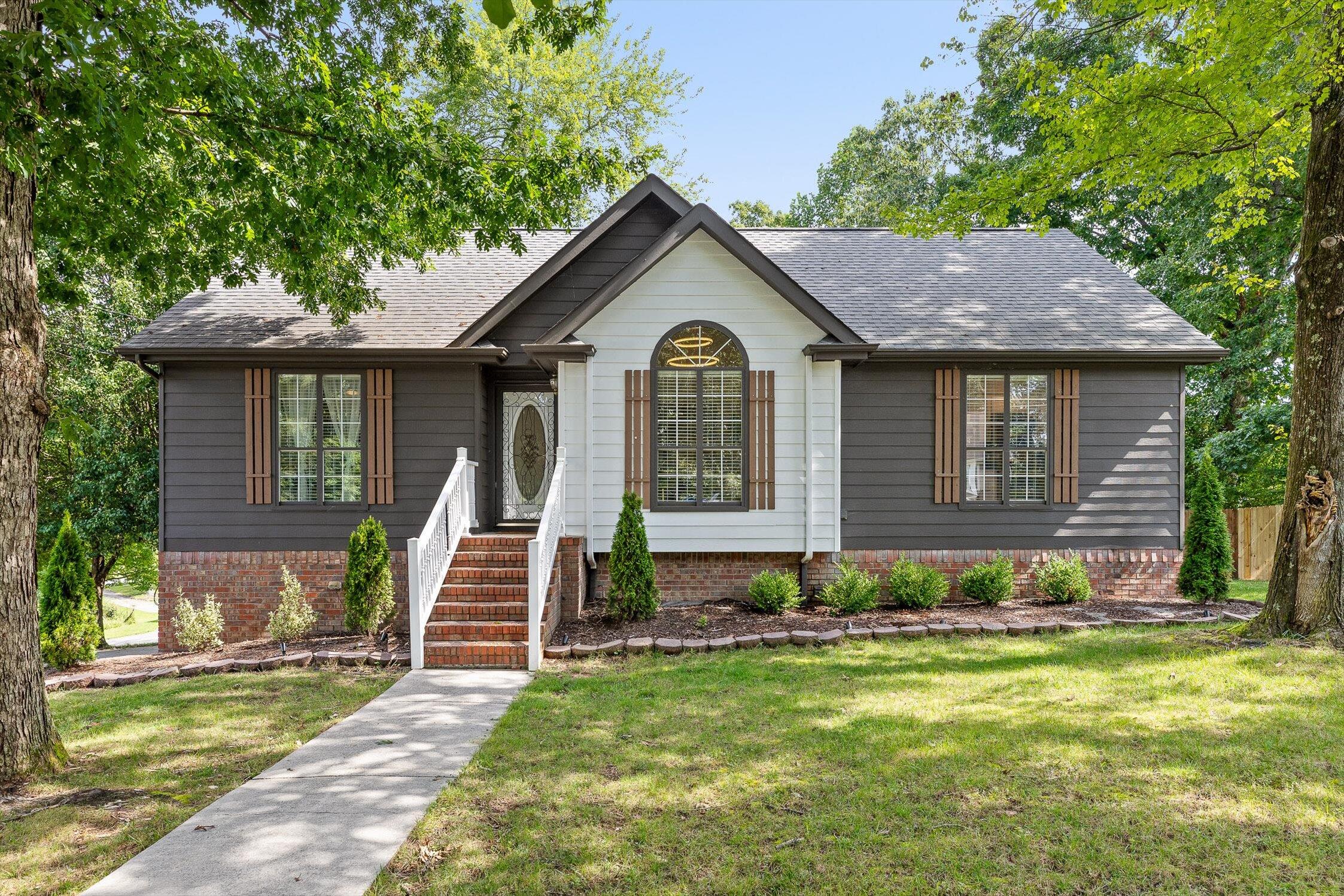 709 Northbrook Drive