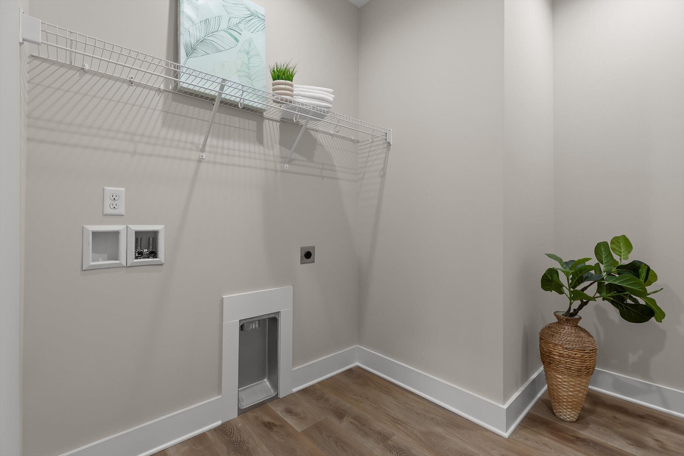 3393 Northrop Street