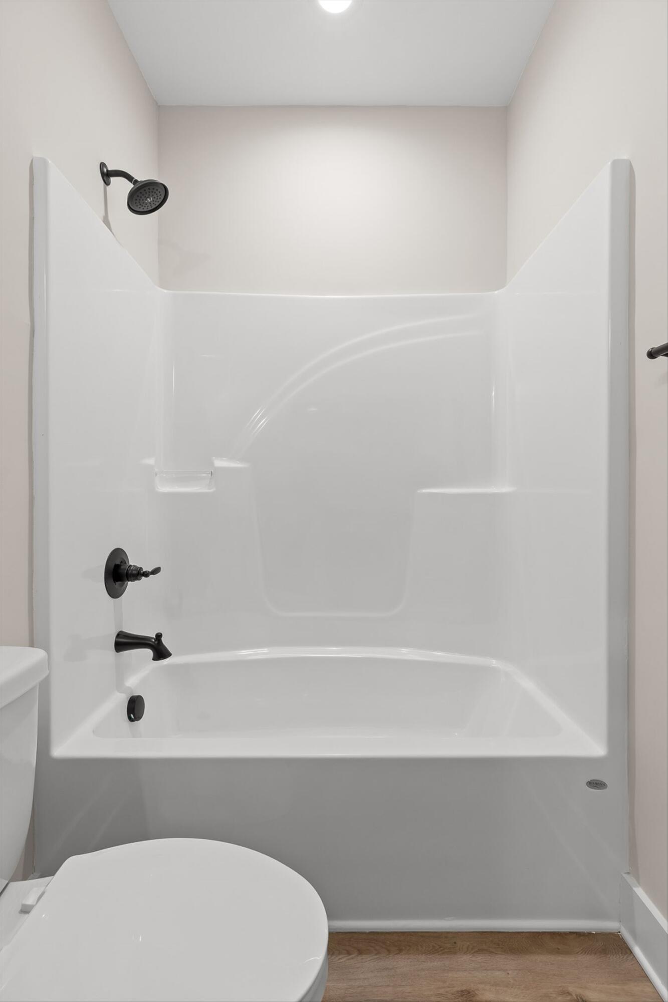 3393 Northrop Street