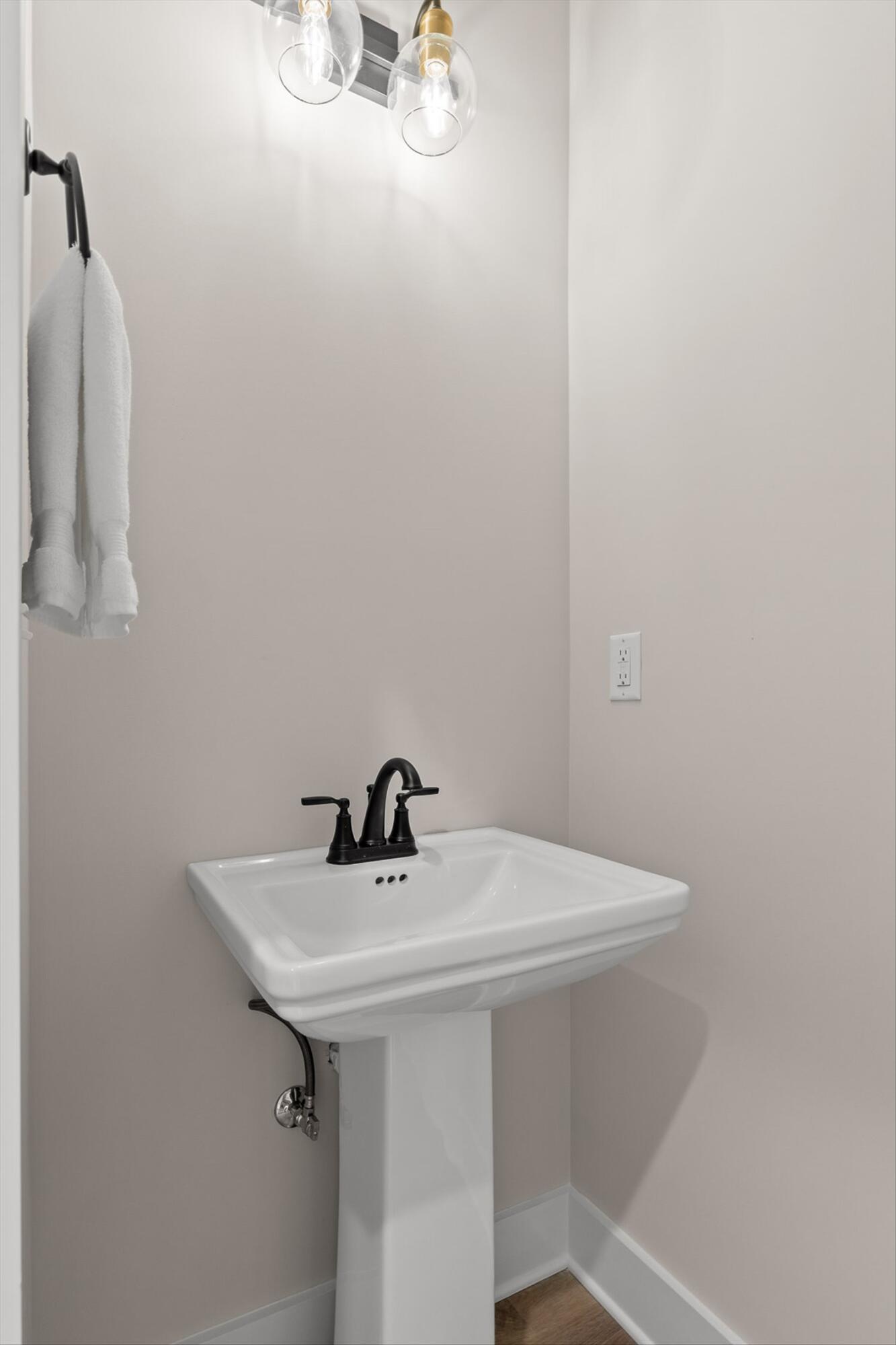 3393 Northrop Street