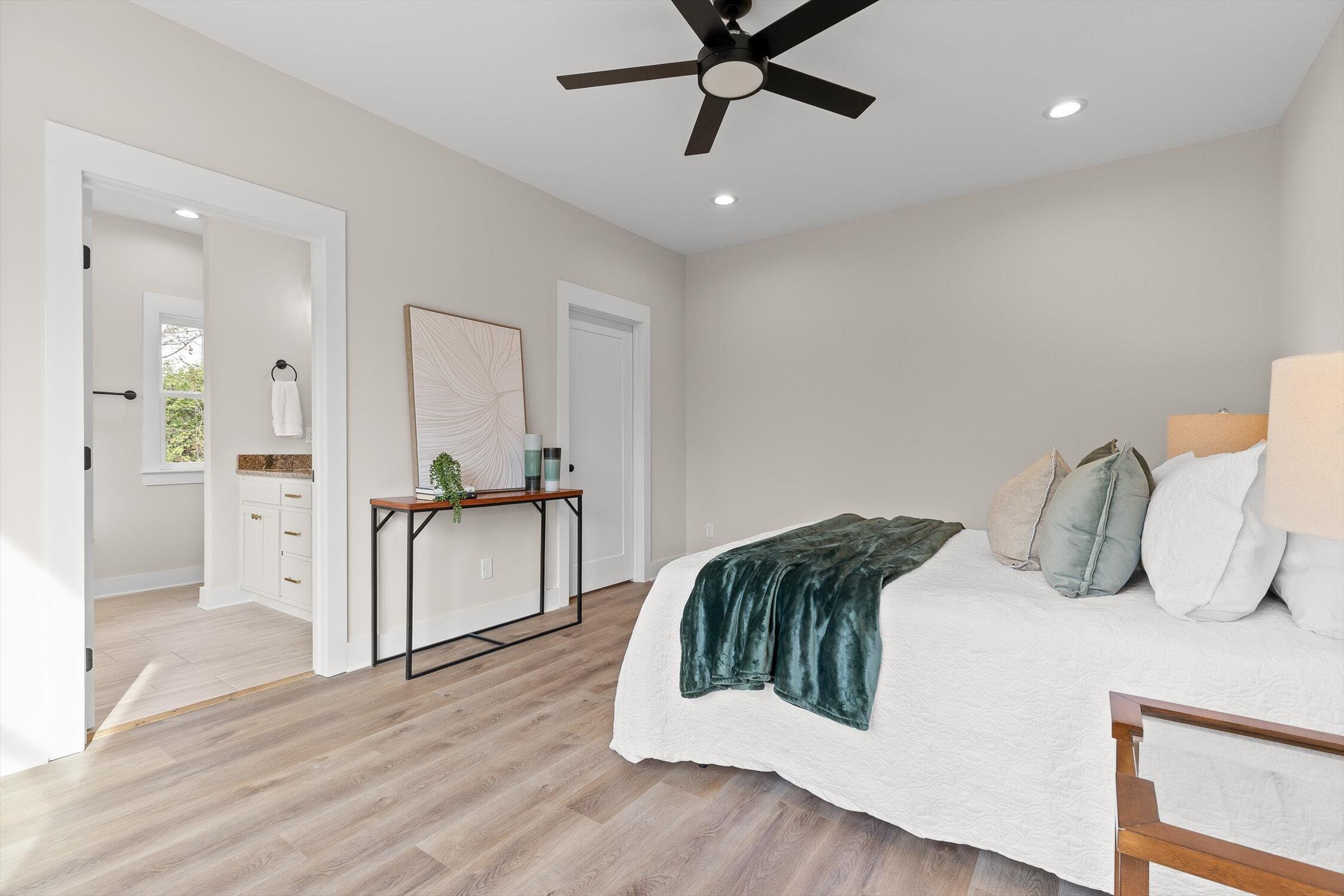 3393 Northrop Street