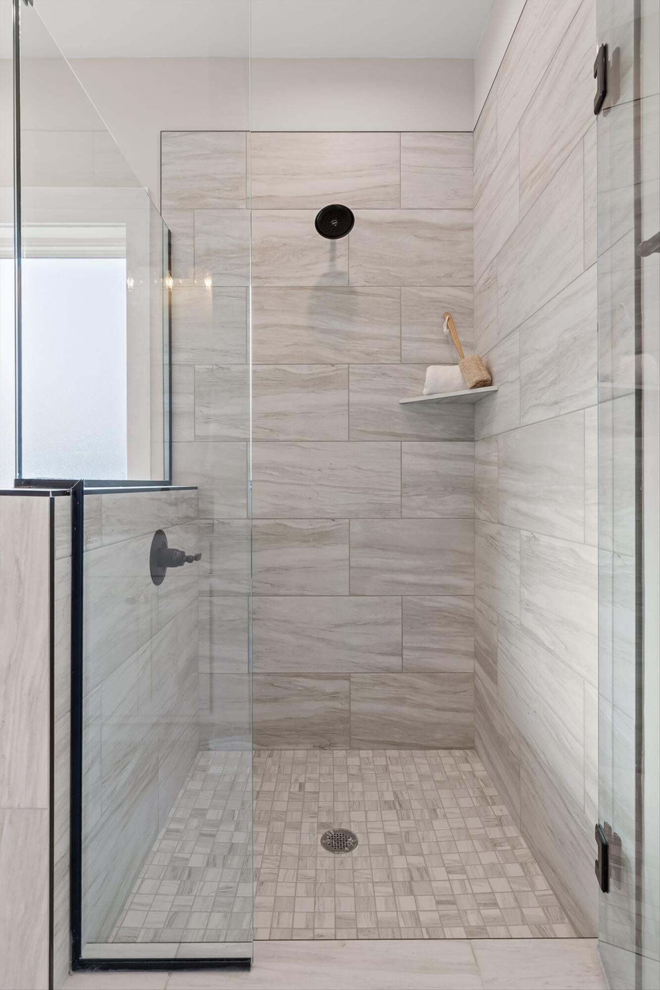 3393 Northrop Street