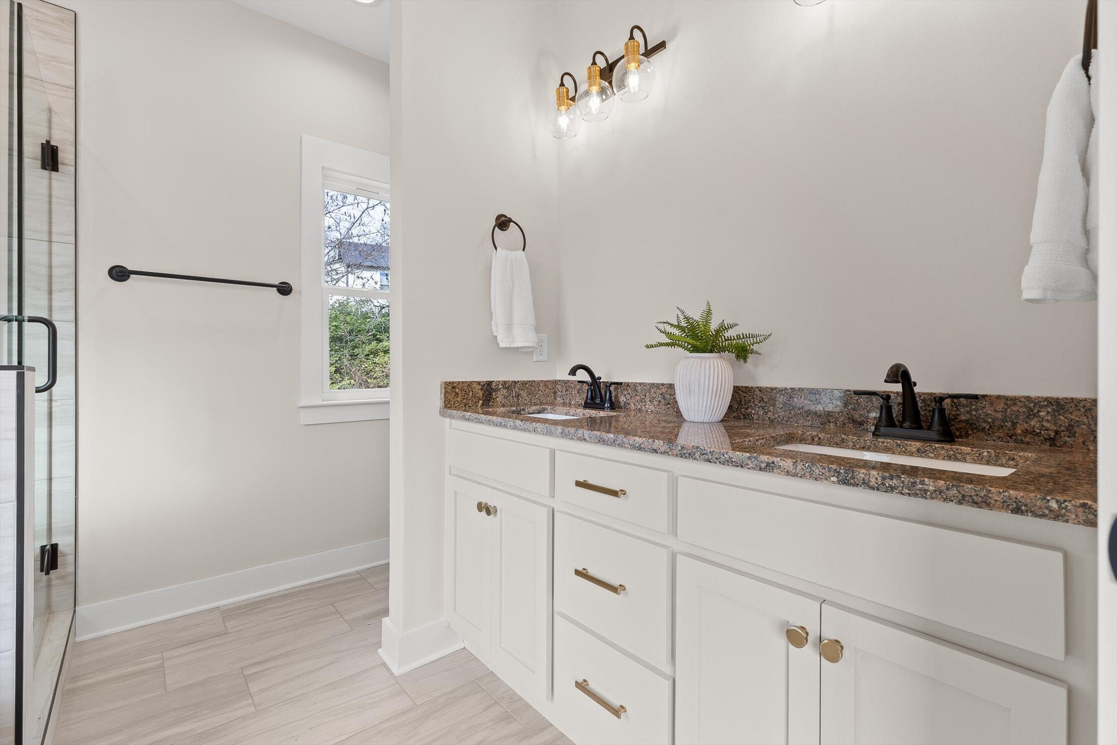 3393 Northrop Street