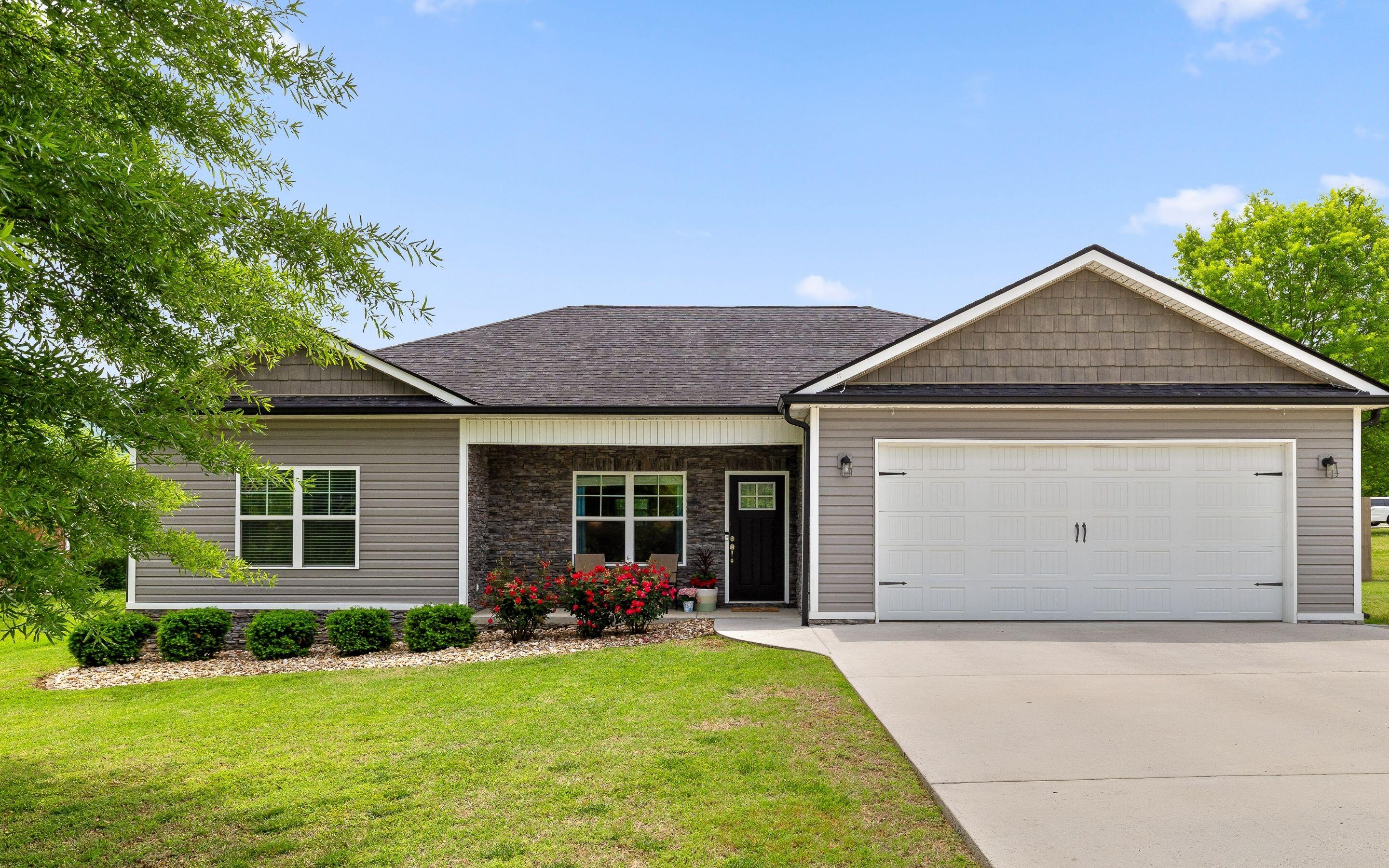 3212 Parker Lane