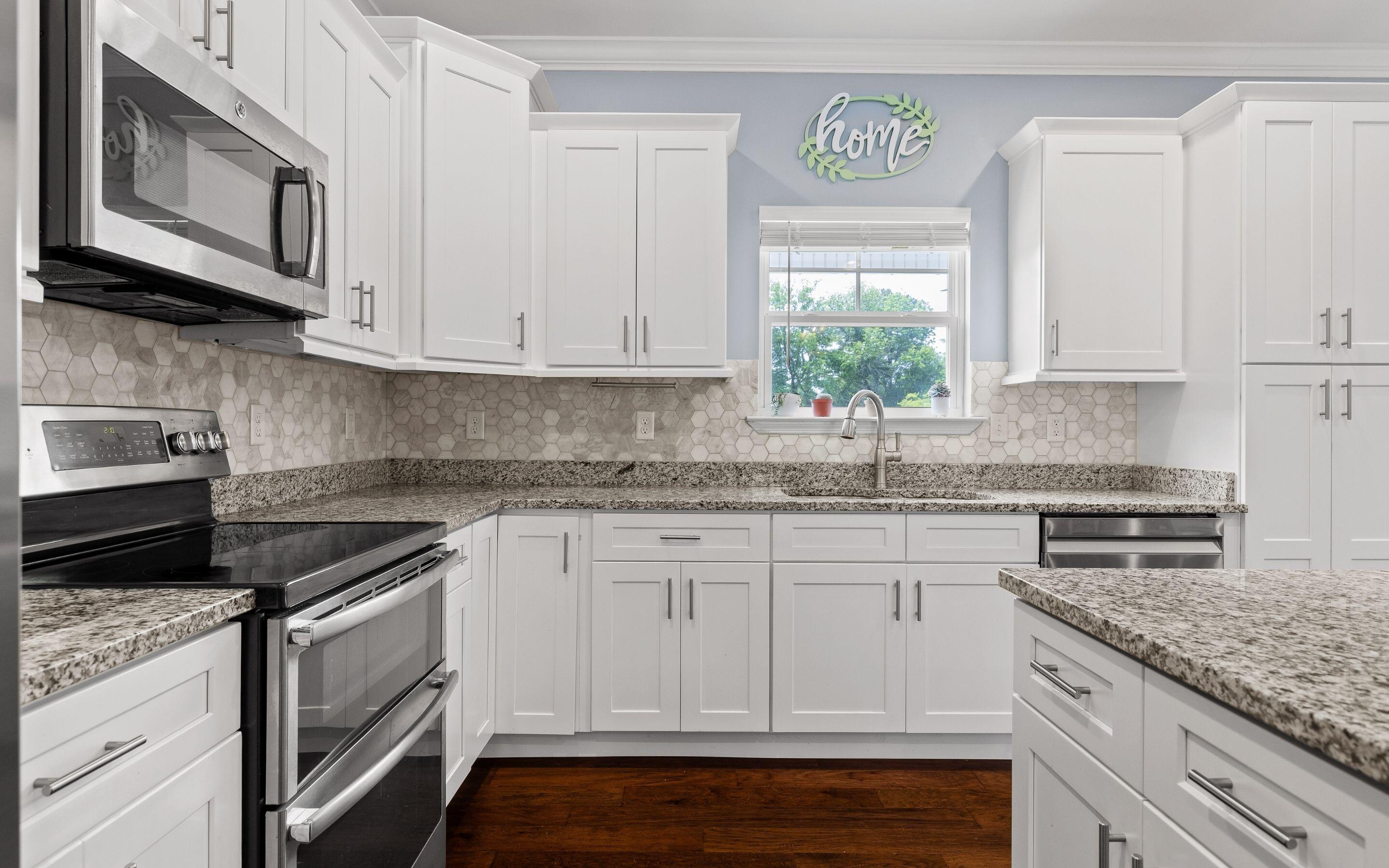 3212 Parker Lane