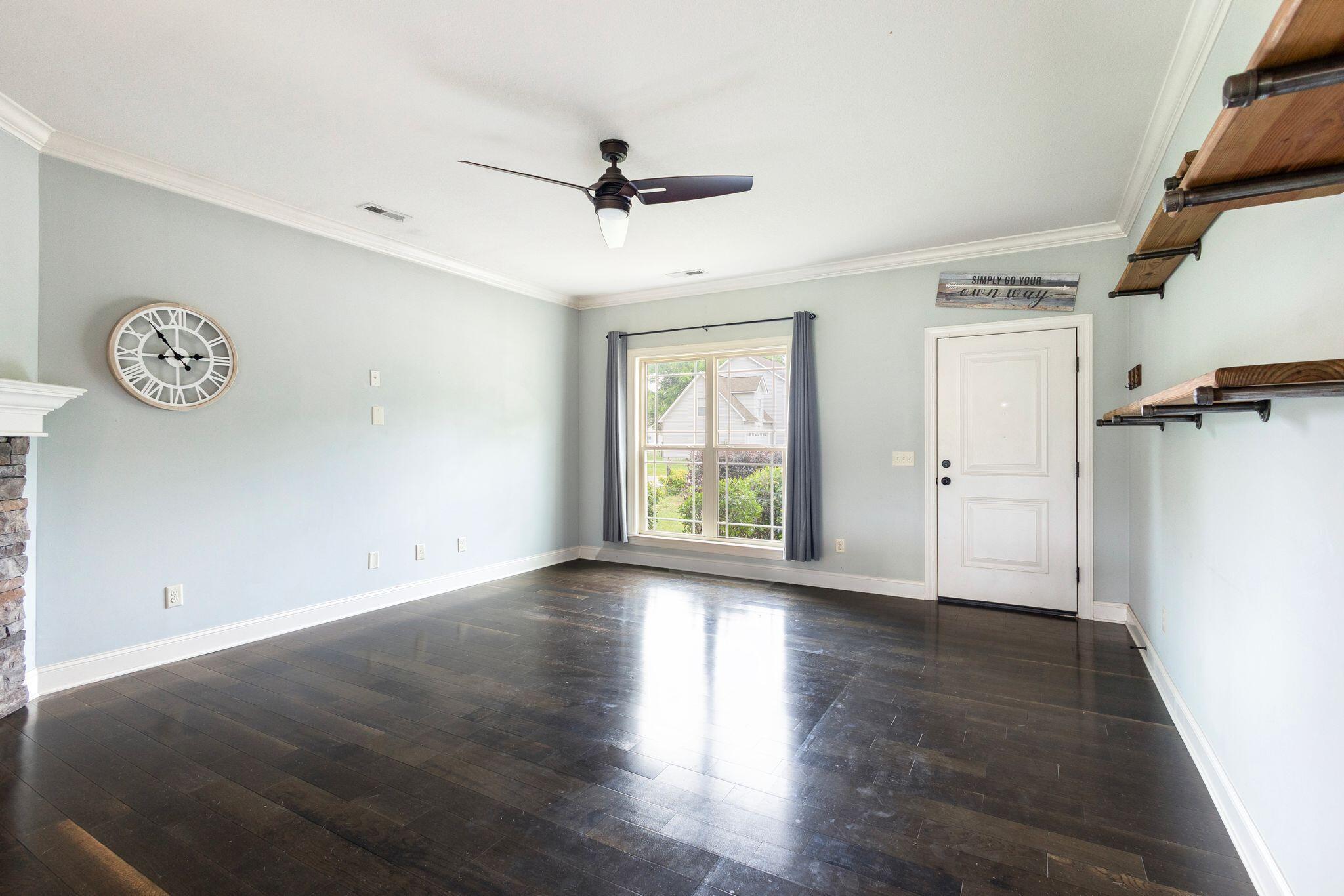 6854 Robin Drive