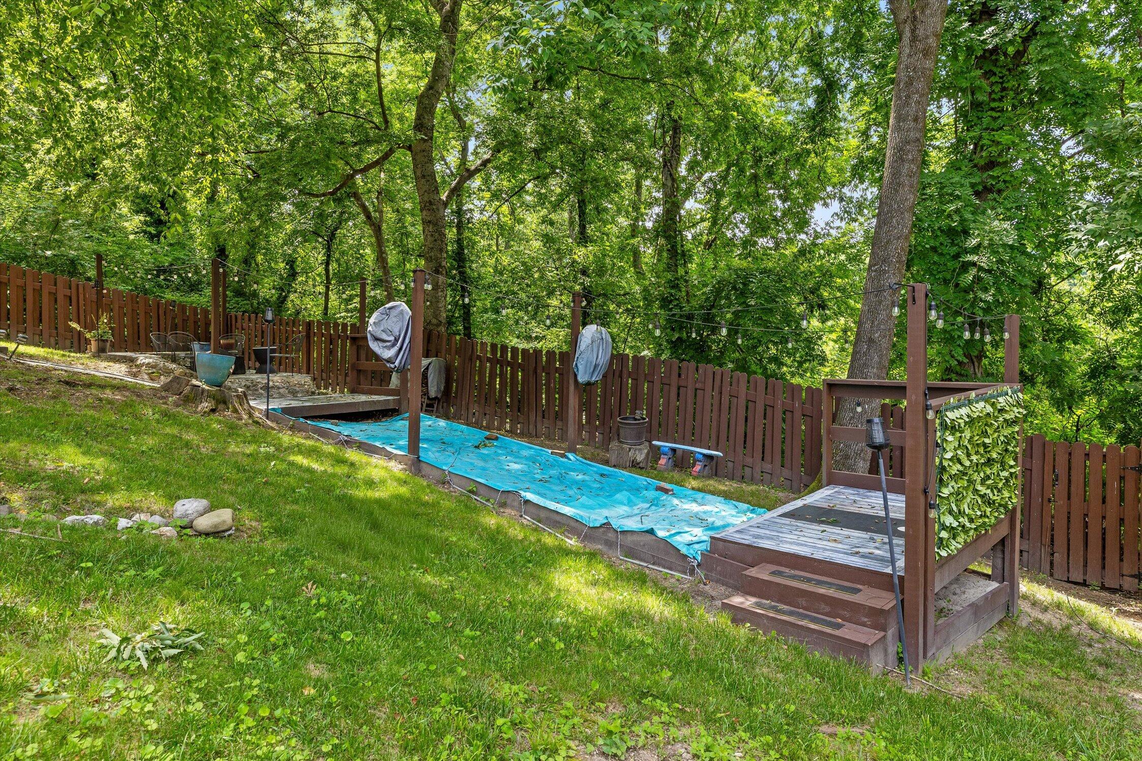 3403 Alta Vista Drive