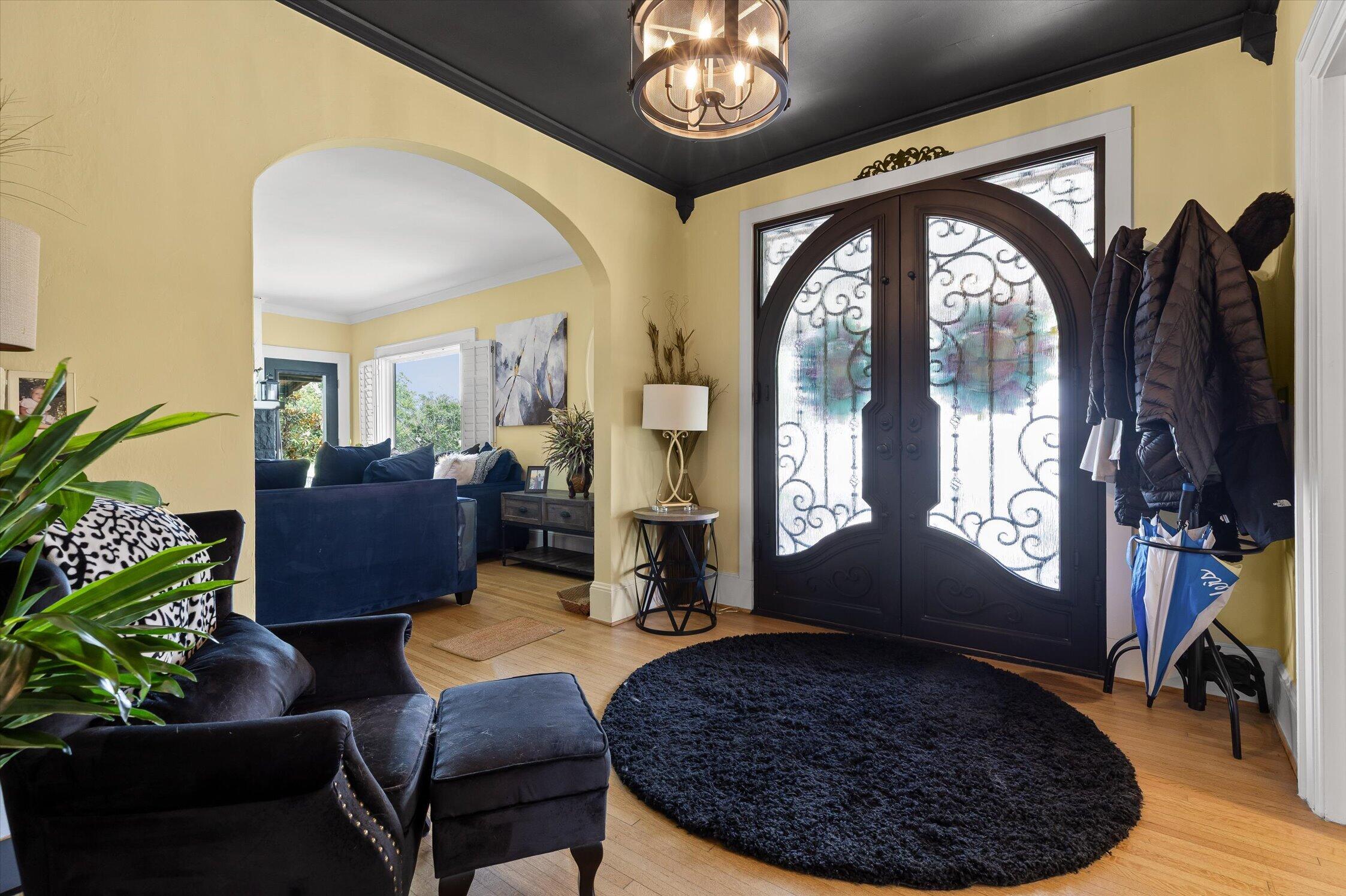 3403 Alta Vista Drive
